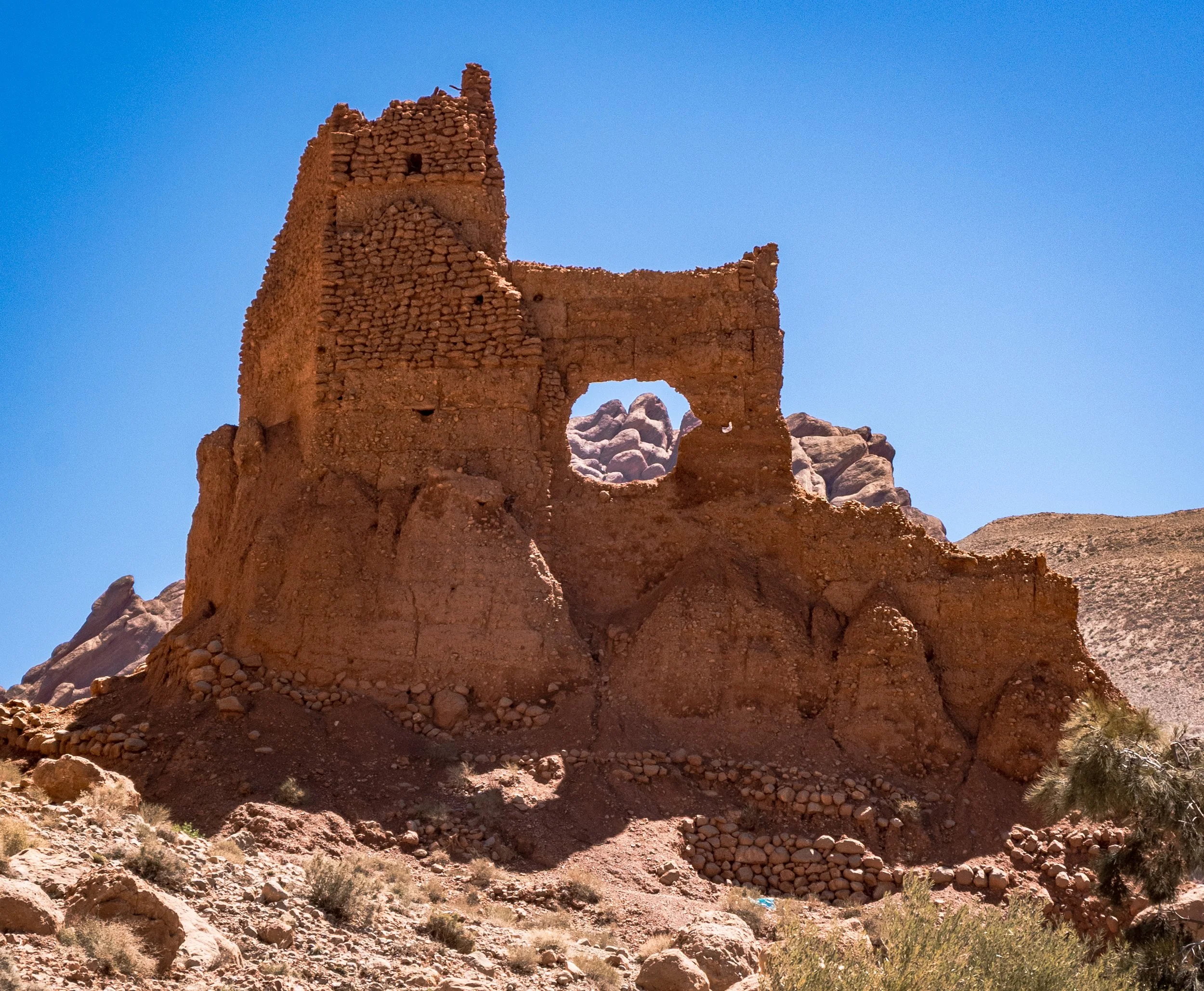 dades framing.jpg