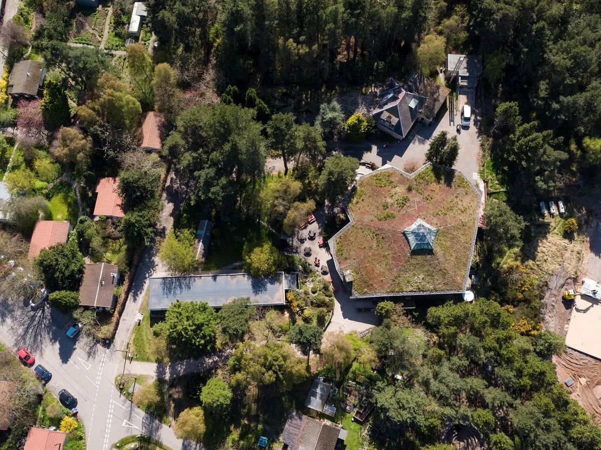 Universal Hall aerial Mark Richards resized.jpg