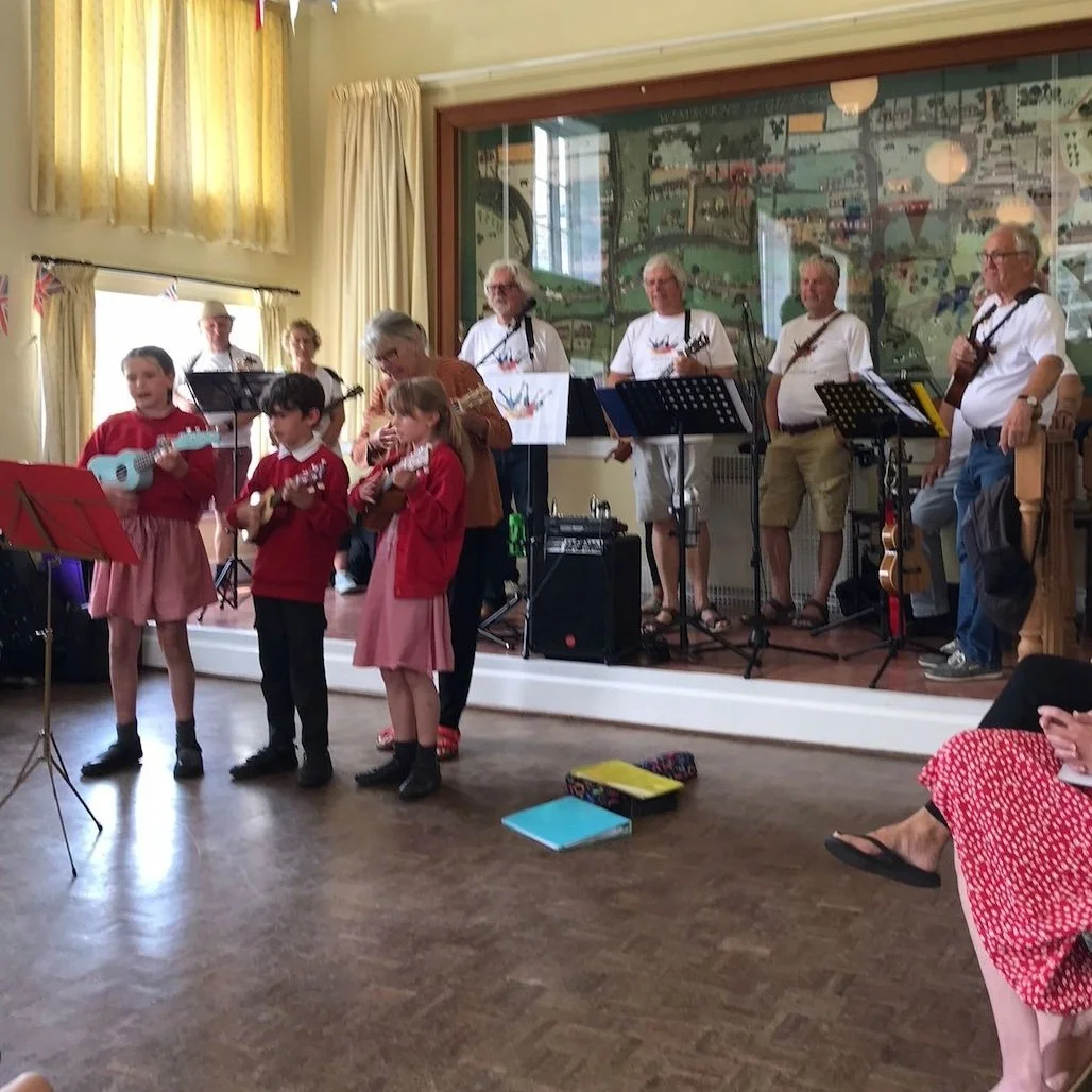 Wimborne+St+Giles+First+School+and+Skittle+Alley+Strummers.jpg