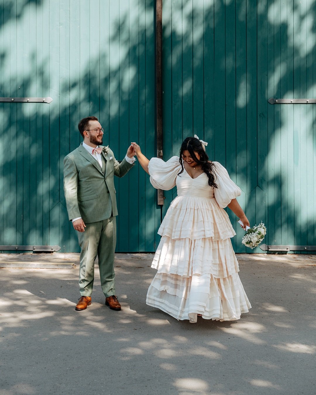 Danke f&uuml;r den wundersch&ouml;nen Tag mit euch @brunaevans @der_jojo 🌞💘

#weddingdocumentary #heiraten2025 #heiratenink&ouml;ln #antibridetribe #weddingphotographer #momentsoverposes #intimatewedding #anticlichewedding #heirateninnrw