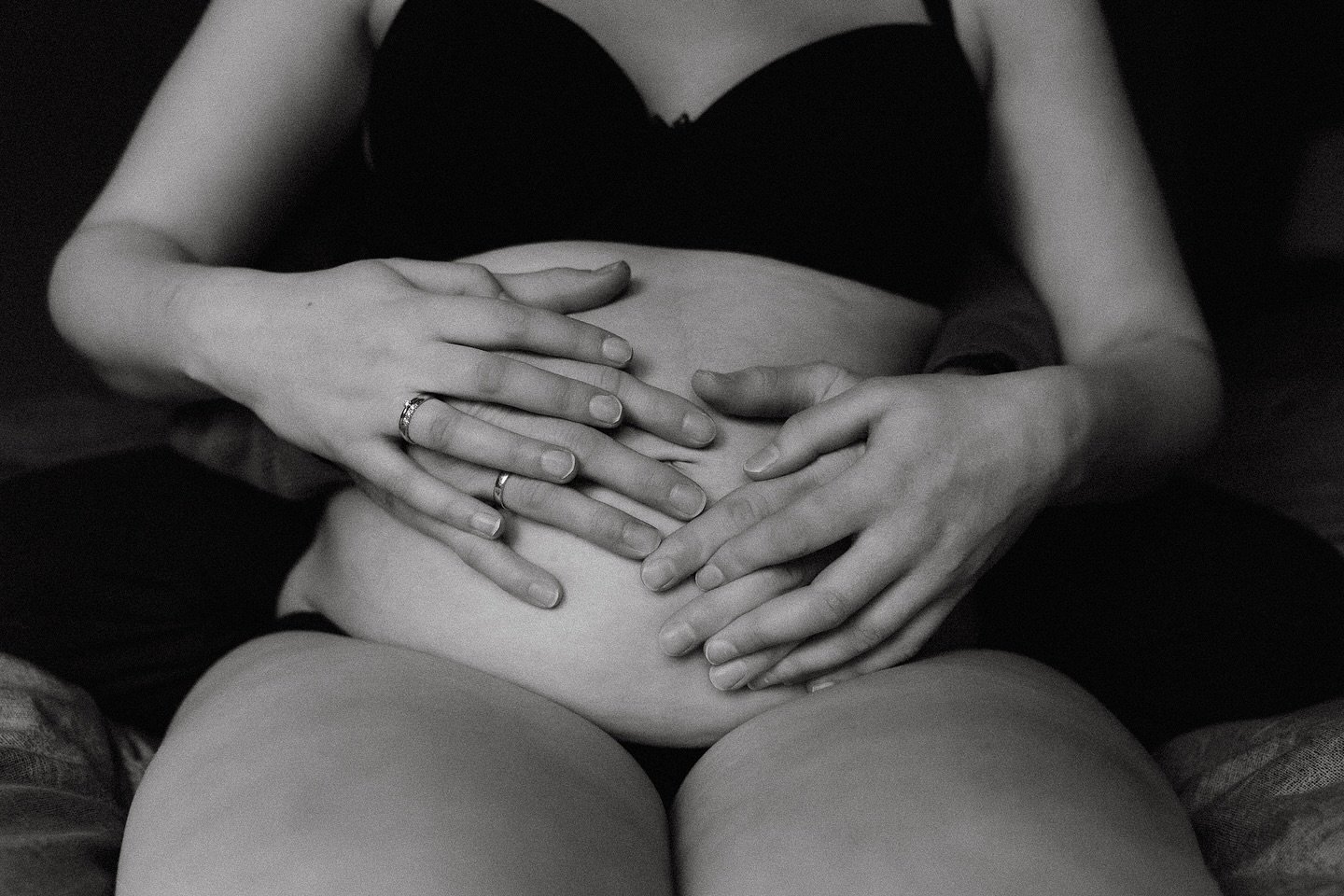 🦋✨

#familienfotografie #babybauchfotos #babybellyshooting #momentsoverposes #familienreportage #familienfotosd&uuml;sseldorf #schwangerschaftsfotografie