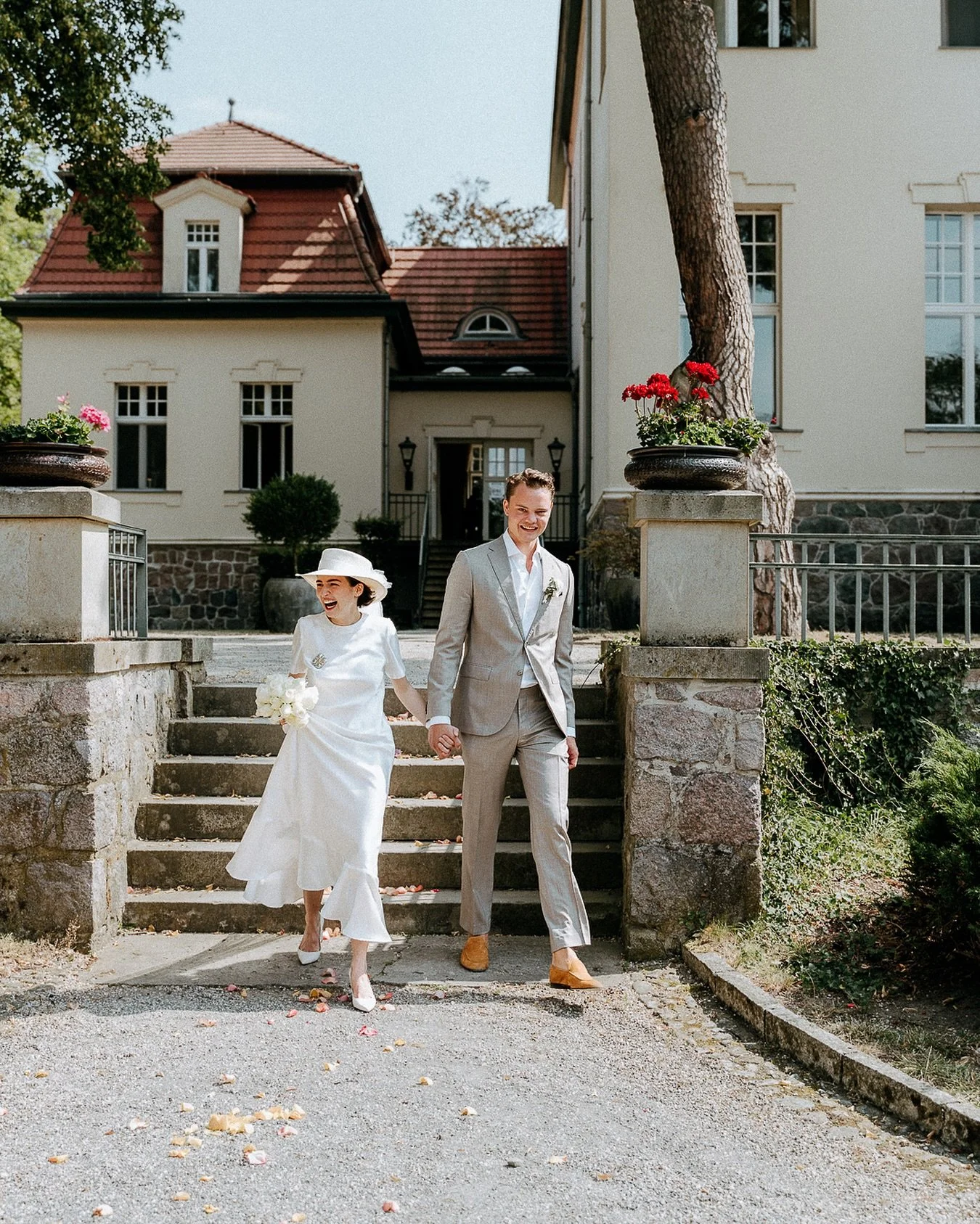 A &amp; L 💘✨

#momentsoverposes #hochzeitsfotografd&uuml;sseldorf #heiratenind&uuml;sseldorf #hochzeitsfotos #intimateweddings