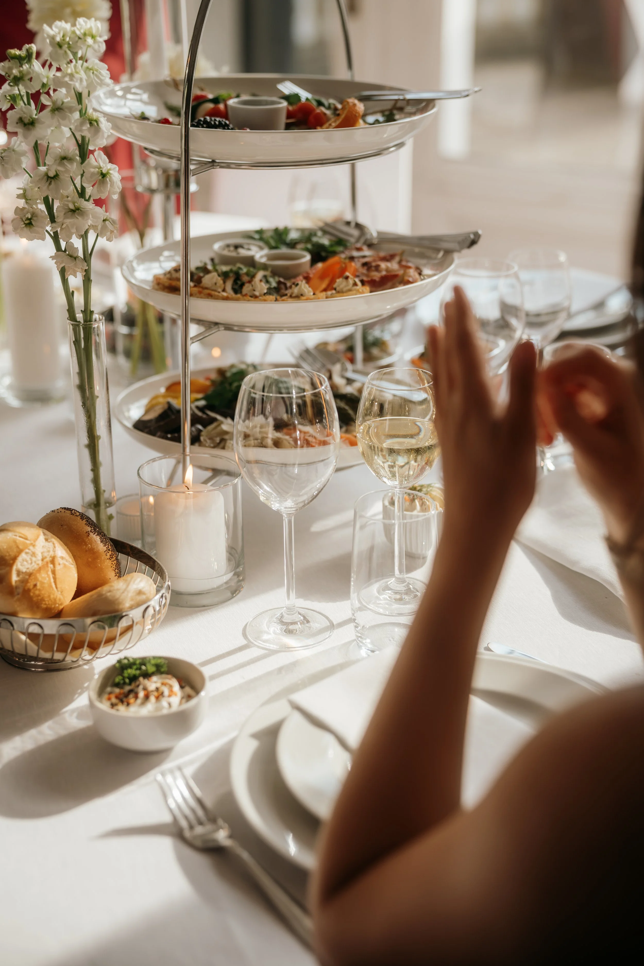 Dinner&Party-16.jpg
