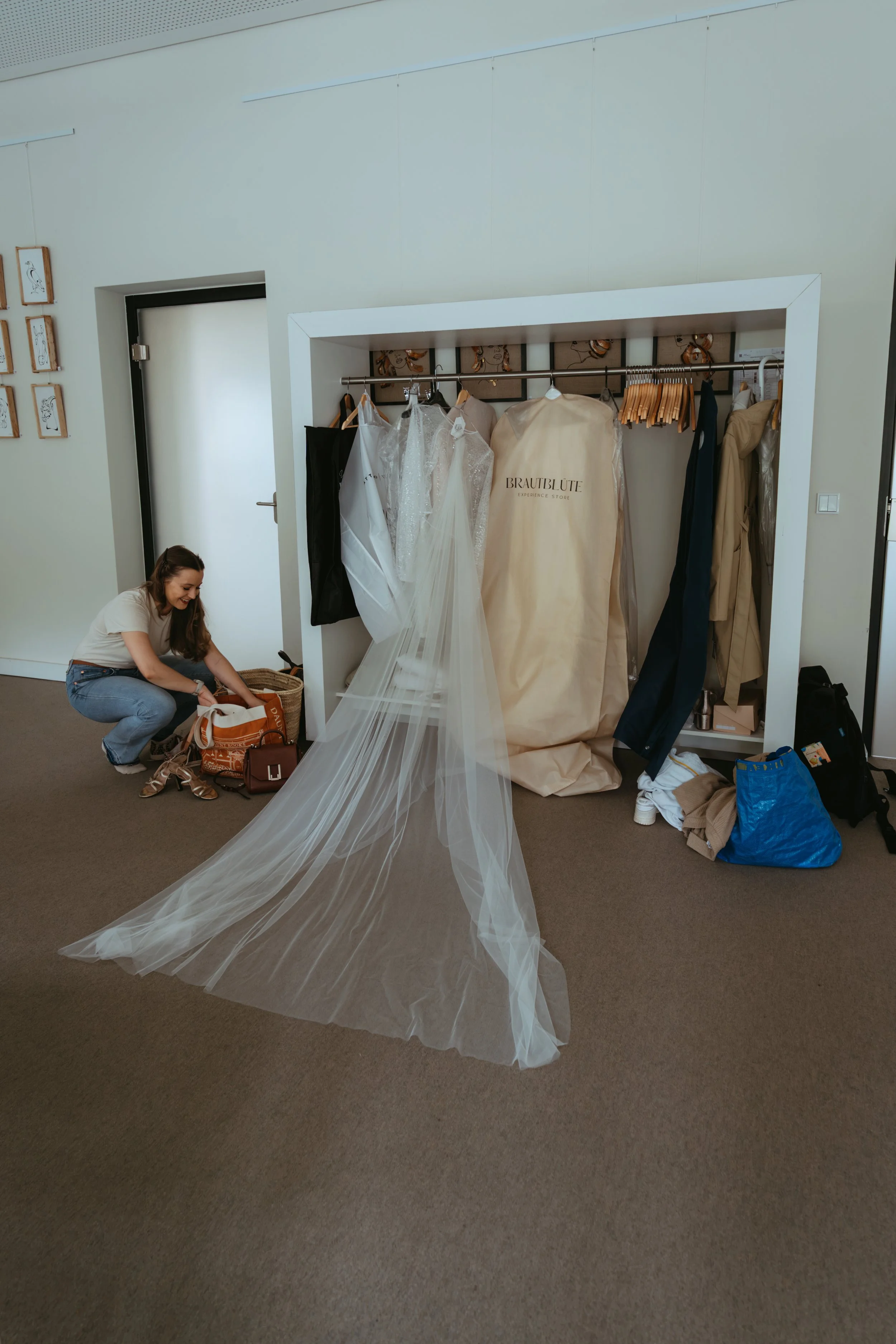 Gettingready-19.jpg