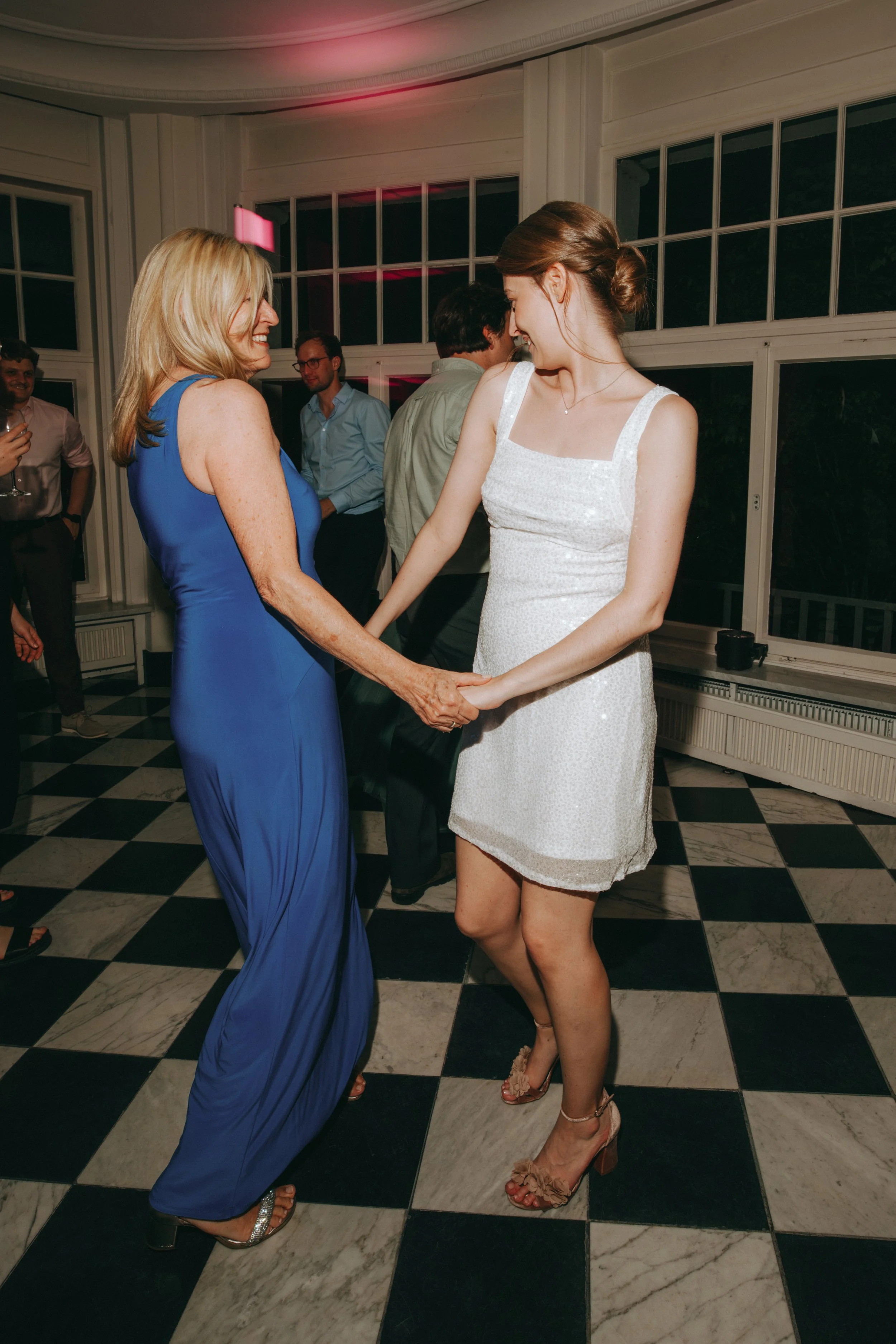Dinner&Party-213.jpg