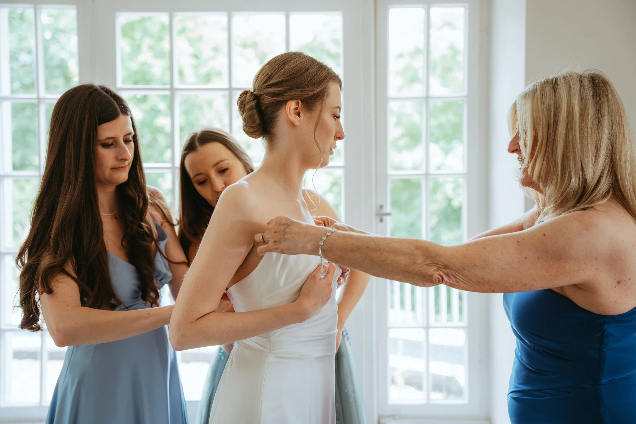 Gettingready-86.jpg