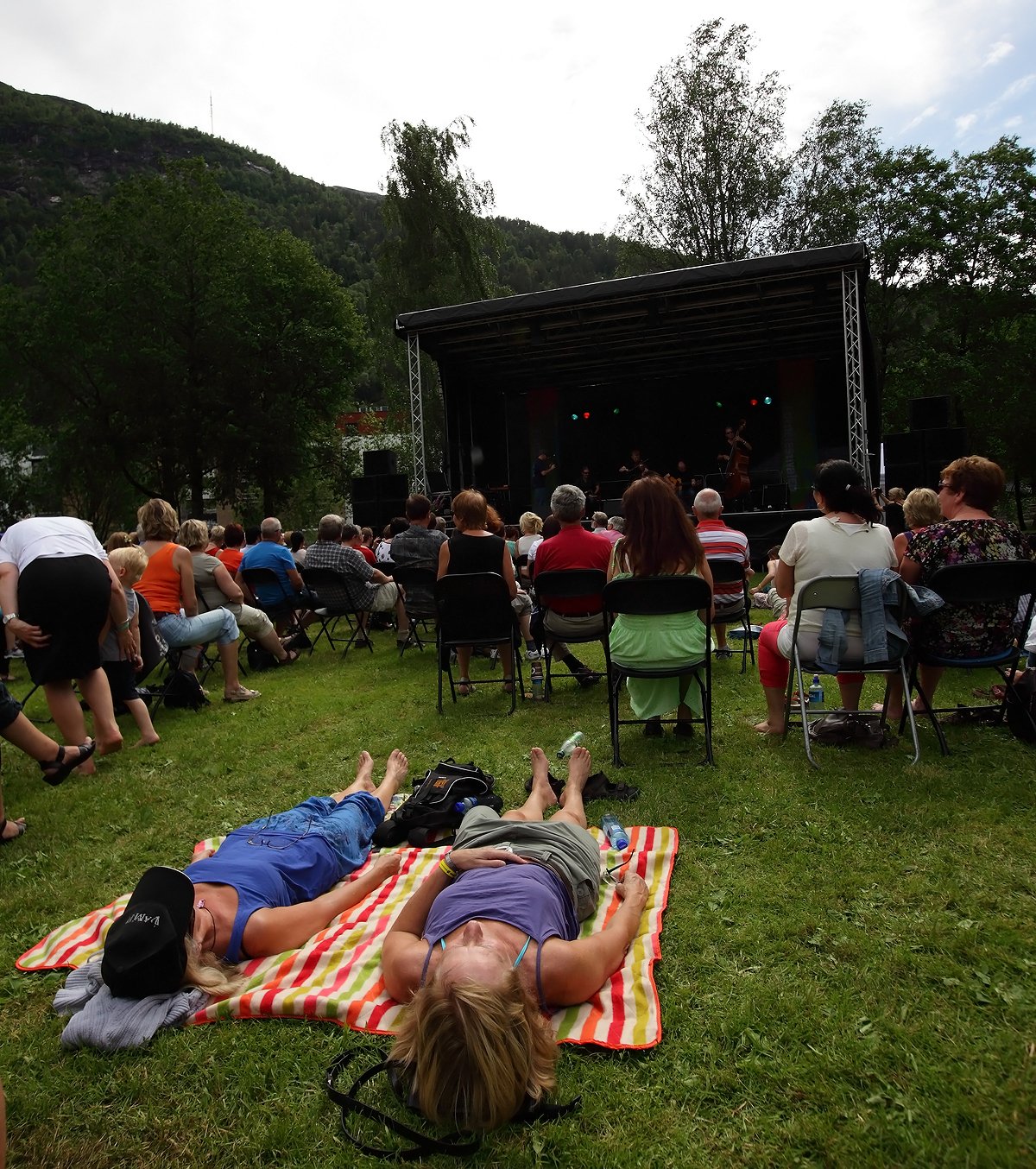 Parken, Festplassen