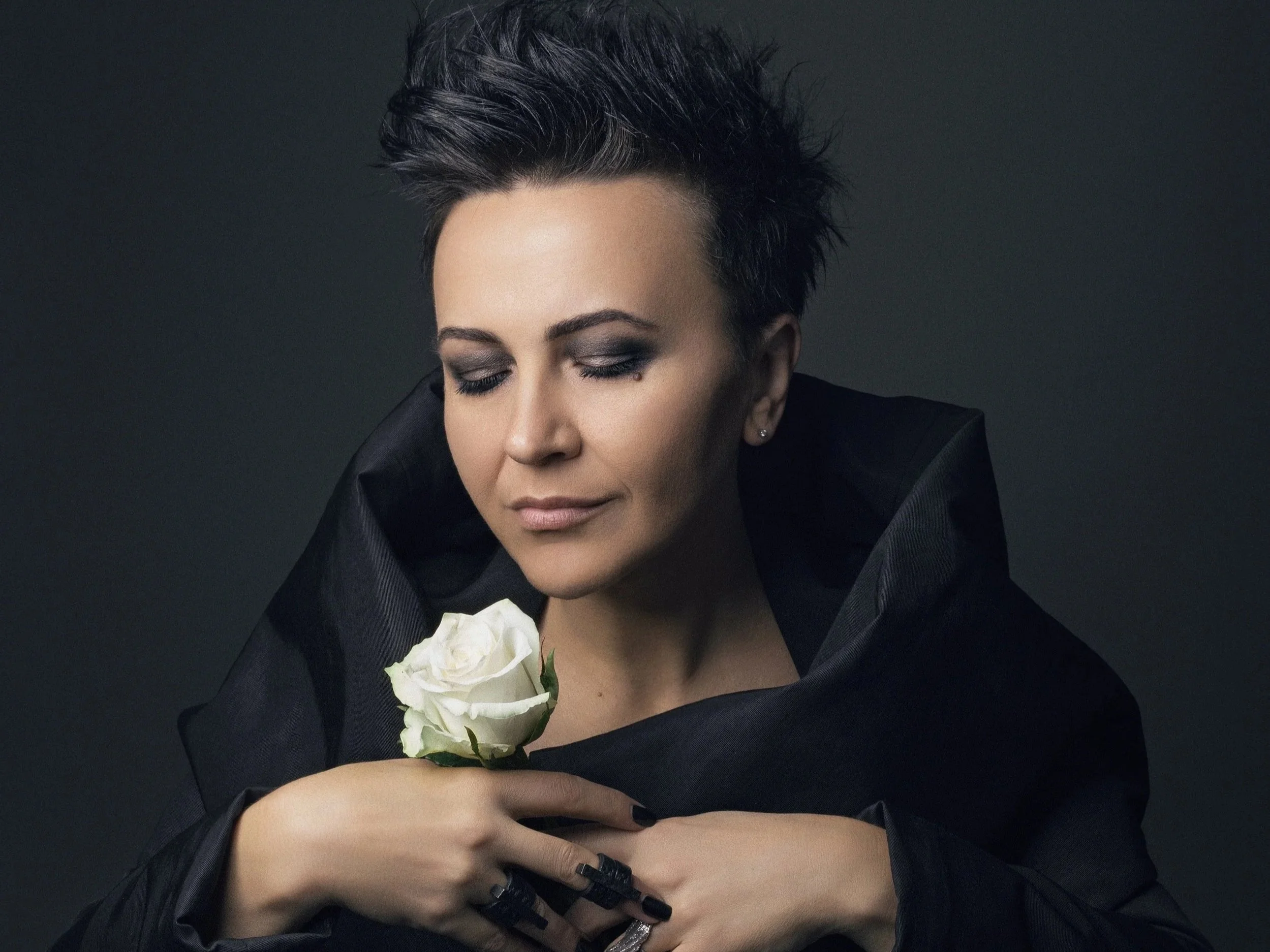 Amira Medunjanin | Bosnia-Herzegovina