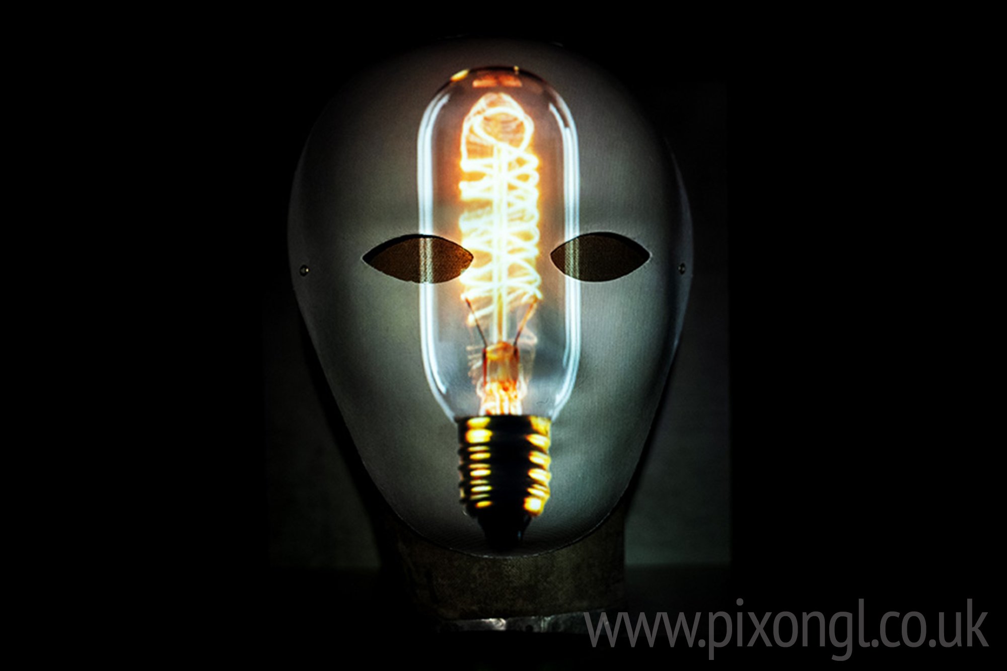 light bulb DSC00298.jpg