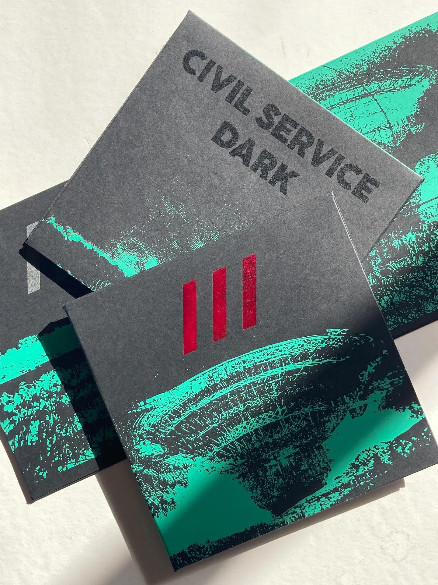 Test printing for @civilservicetheband and their new album Dark which drops next month via @acheerywaverecords 

Custom gatefold CD sleeves with artwork adapted from the stunning original work by @truespiltmilkdesigns - 300gsm heavyweight recycled bl