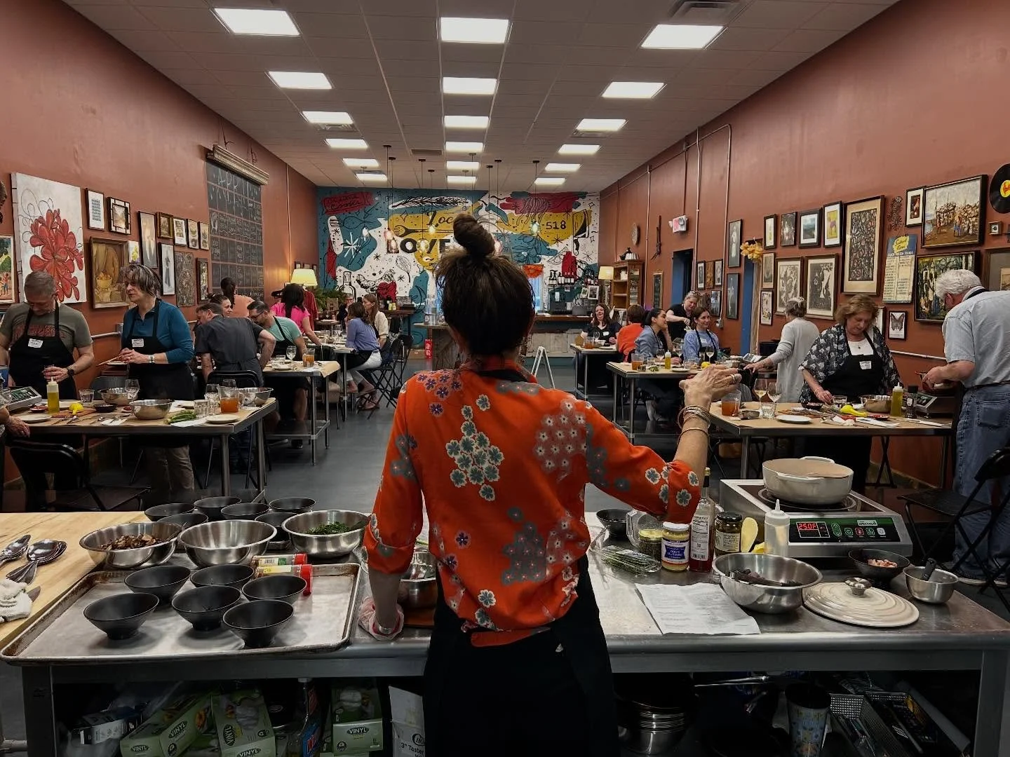 🇫🇷 Springtime in Paris was a Dream! 🍷
We had an absolute blast sipping, cooking, and dining our way through the Corks + Forks: Springtime in Paris event! From the artisanal French cheeses and crisp Bistro Salad to the savory Roasted Fennel, classi