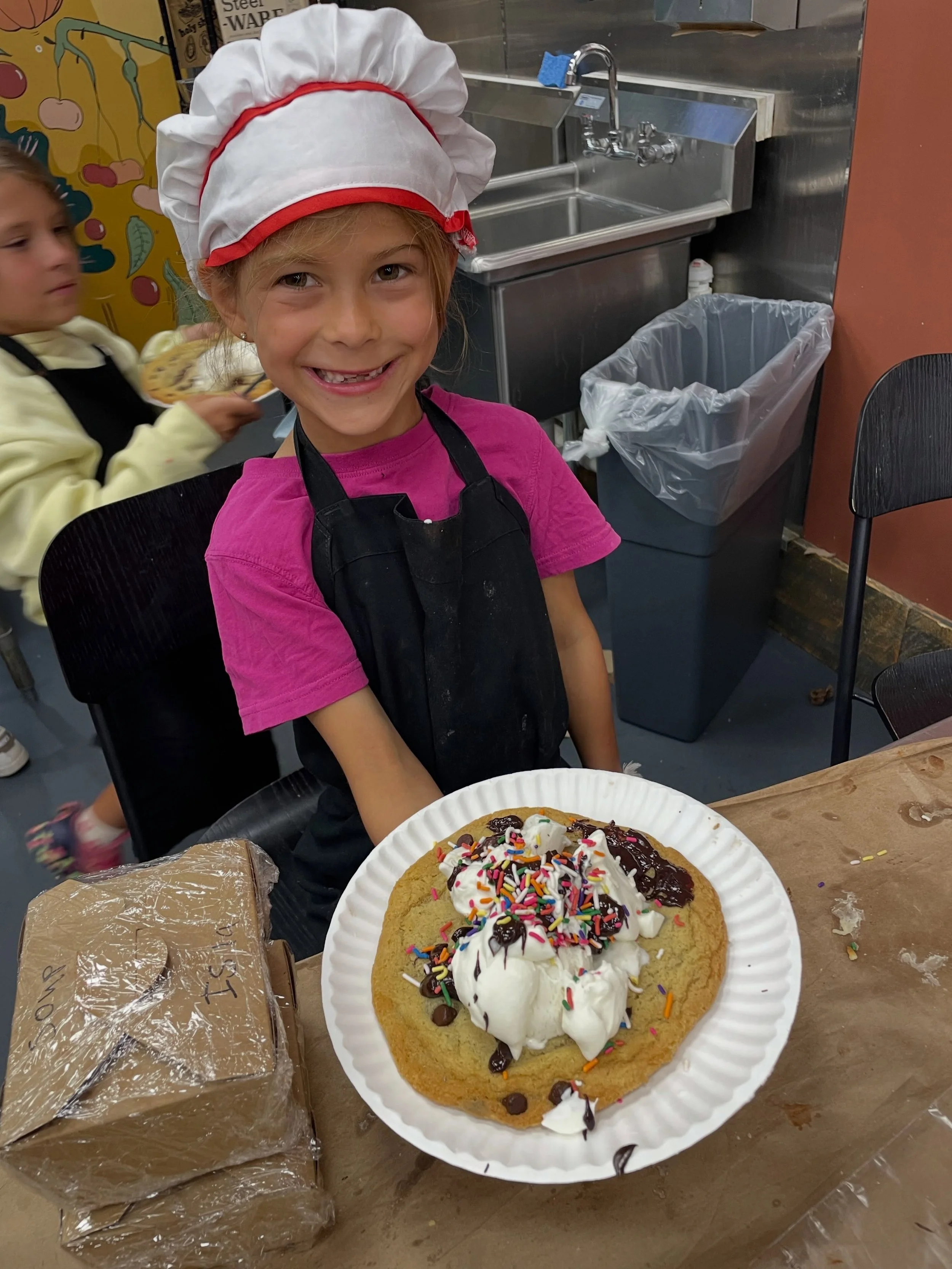 🤩☀️NO PLANS? NO PROBLEM! 👌🏻👩🏽&zwj;🍳
Join us any day, 8/3-8/7. Cooking camp is 9AM-12NOON each day. Choose one day or all five in any camp week! 
🥯&nbsp;8/3: NY Bakery Classics
&nbsp;🌮 8/4: Moe&rsquo;s Copycat Favorites
&nbsp;🥡8/5: Panda Expr