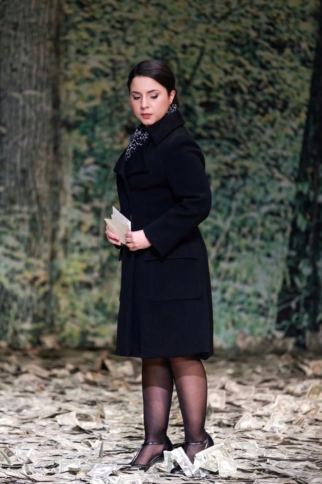 Annina, La Traviata - Teatro la Fenice di Venezia
(Ph. Marco Impallomeni)