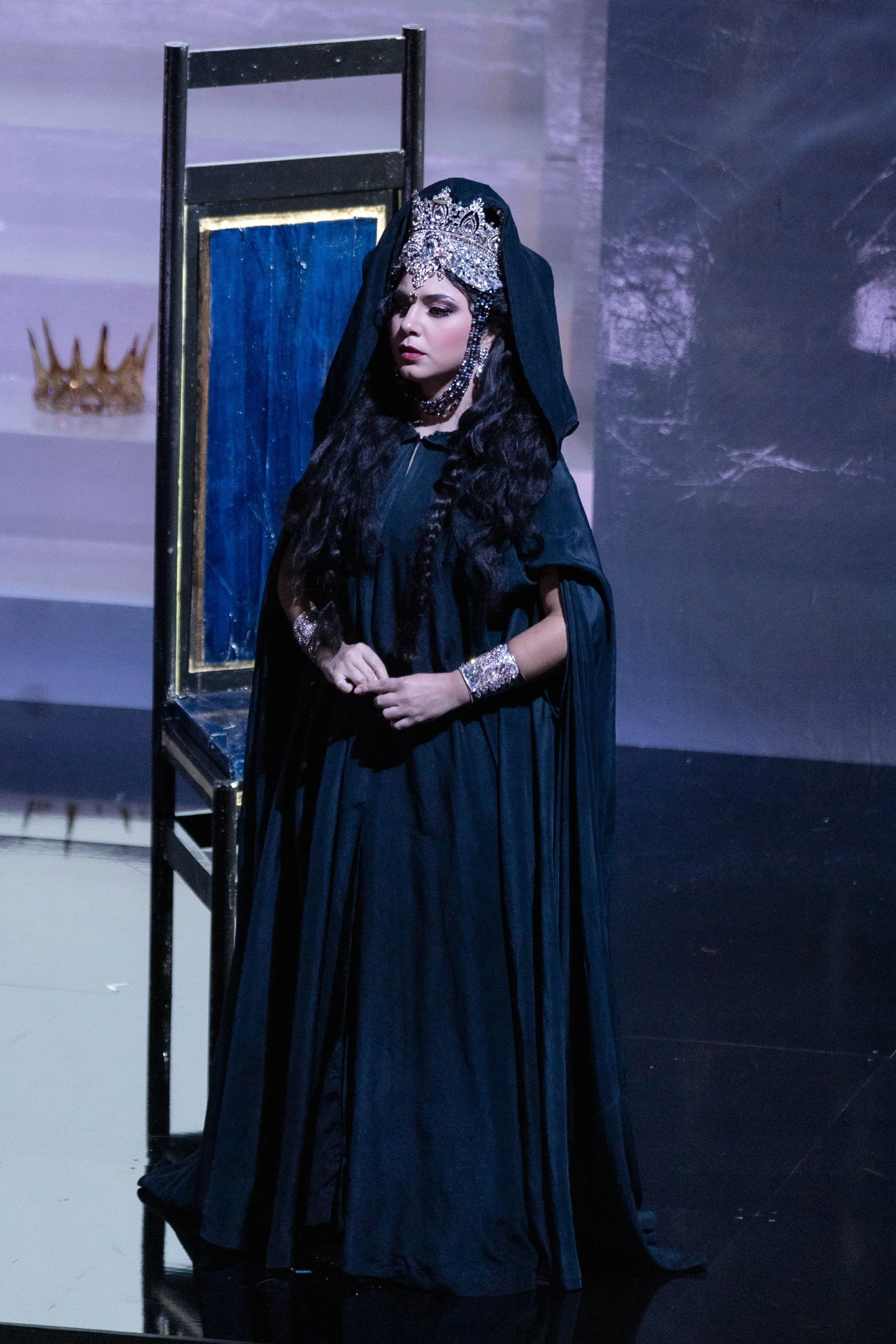 Dama, Macbeth - Teatro Verdi di Pisa 
(Ph. Marco Impallomeni)