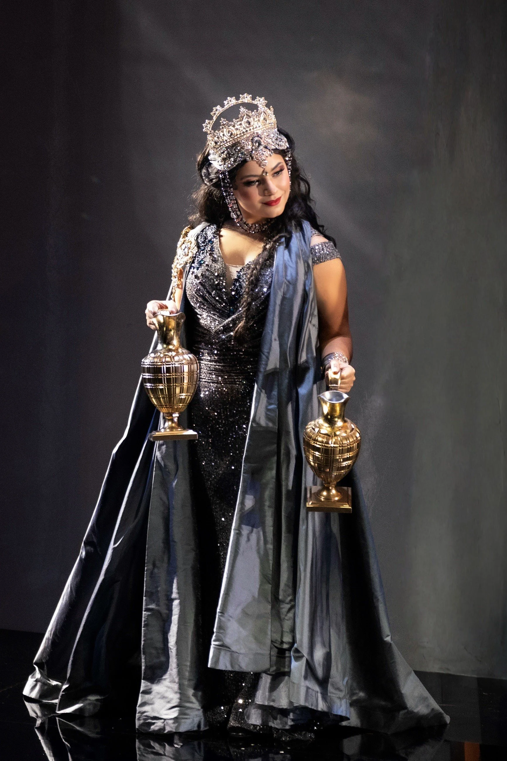 Dama, Macbeth - Teatro Verdi di Pisa 
(Ph. Marco Impallomeni)
