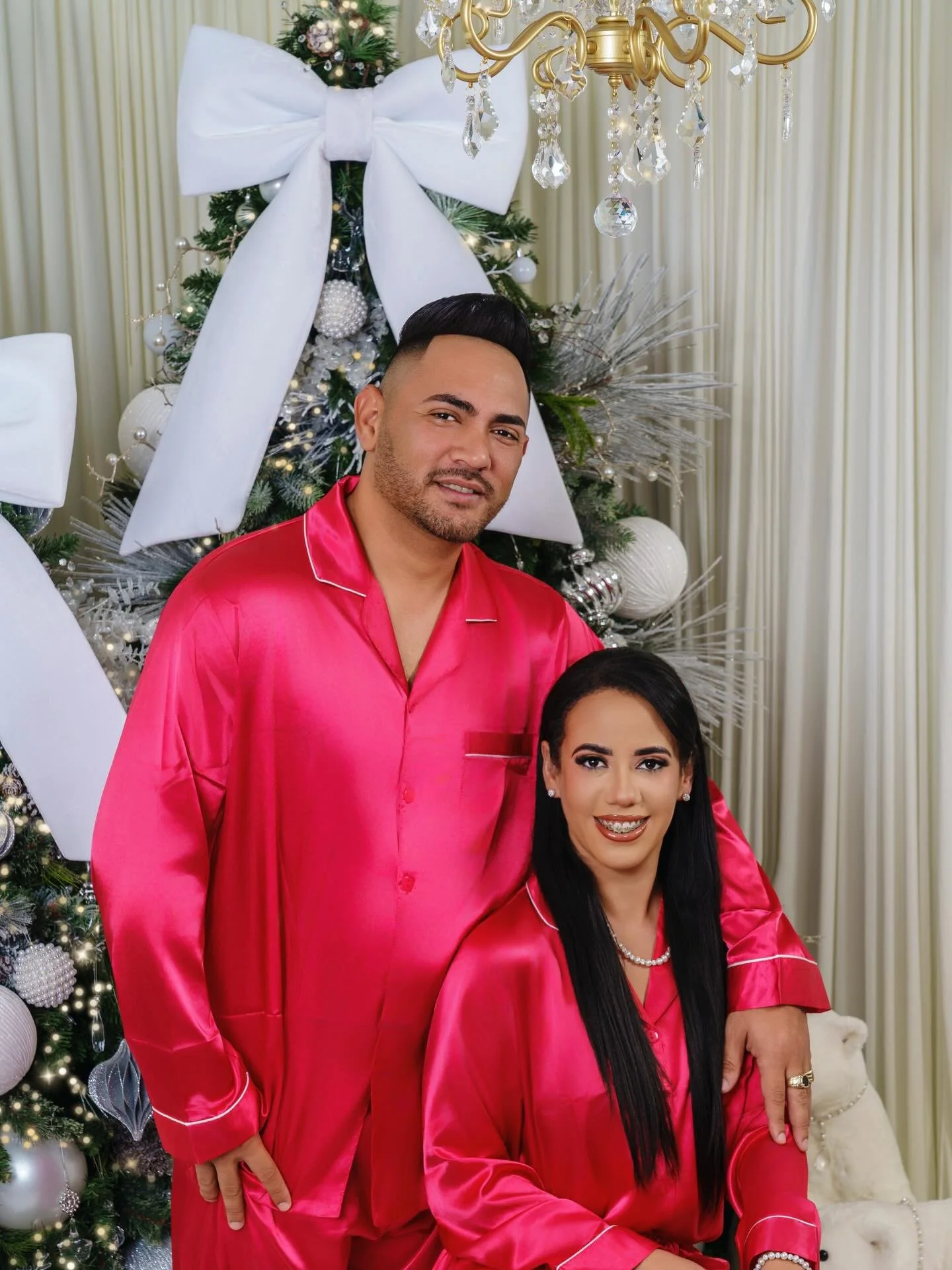 Santa Babyyy &hearts;️🦌✨ 
.
.
.
✔️Christmas Photo Sessions Now Available!

✔️Professional, HD Quality Glam 
For All Photo Packages💄
@glamorous.looks.studio 

✔️TxT To Book 📲 813-426-2229
.
.
.
#TampaPhotography #TampaPhotographer #TampaPhotoshoot
