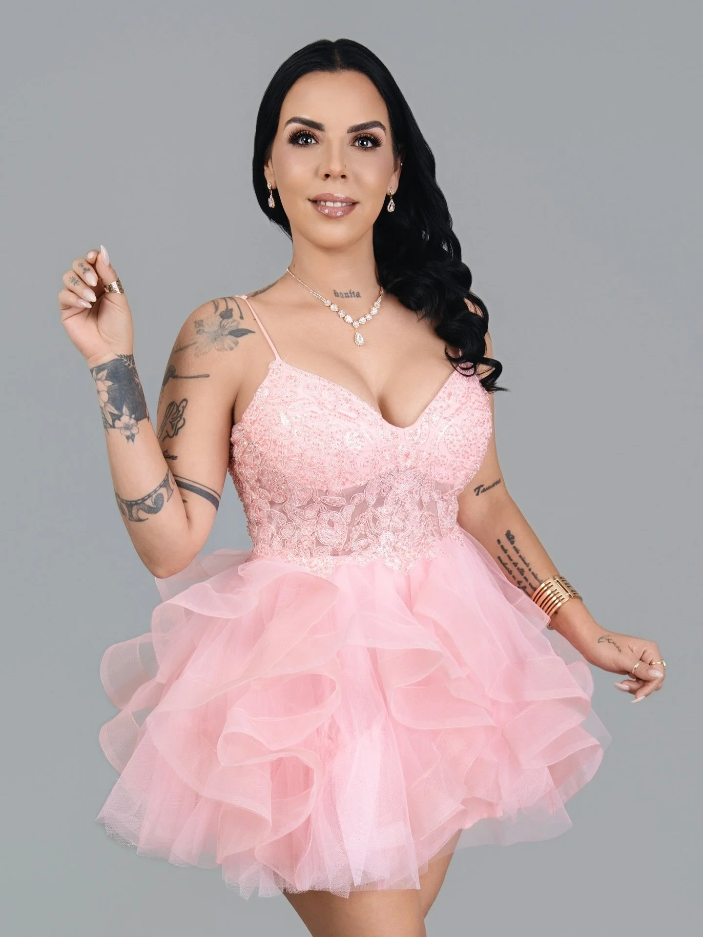 Birthday glow on point ✨🎂
.
.
.
Professional MakeUp Included 💋💄 HD Quality Glam.
Book Today! Hablamos Espa&ntilde;ol 📩

📞813-426-2229📞
www.TampaPhotography.Studio
.
.
.
#tampa #tampaphotography #tampaphotoshoot #tampastudio #studiophotographer 