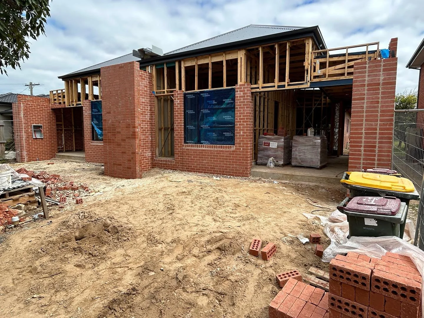 Tumbled reds with stack bond facade. Side by side dwellings

@vaultconstructionmanagement