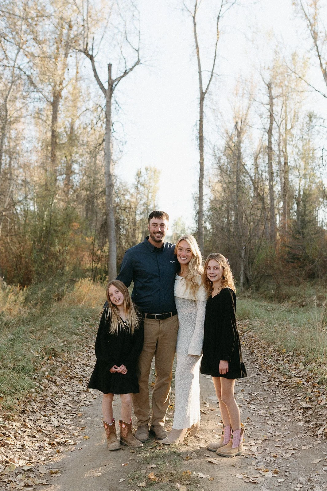 Anna with husband Jared, two daughters Cali & Chloe.jpg