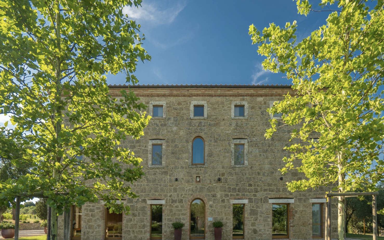 Eva Besselmann – global property expert focused on legacy, sustainability, and intergenerational impact.