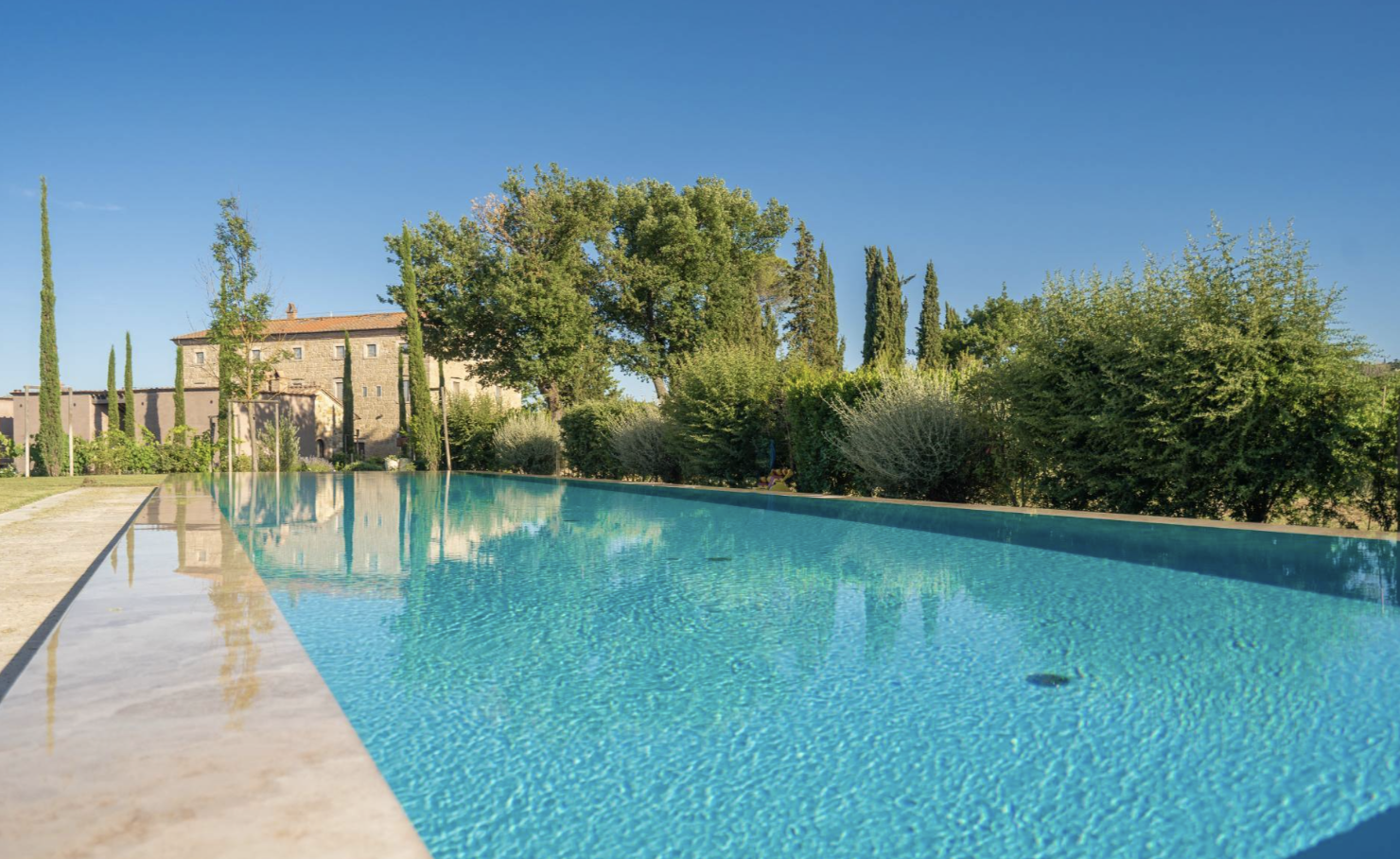 Eva Besselmann – global property expert focused on legacy, sustainability, and intergenerational impact.