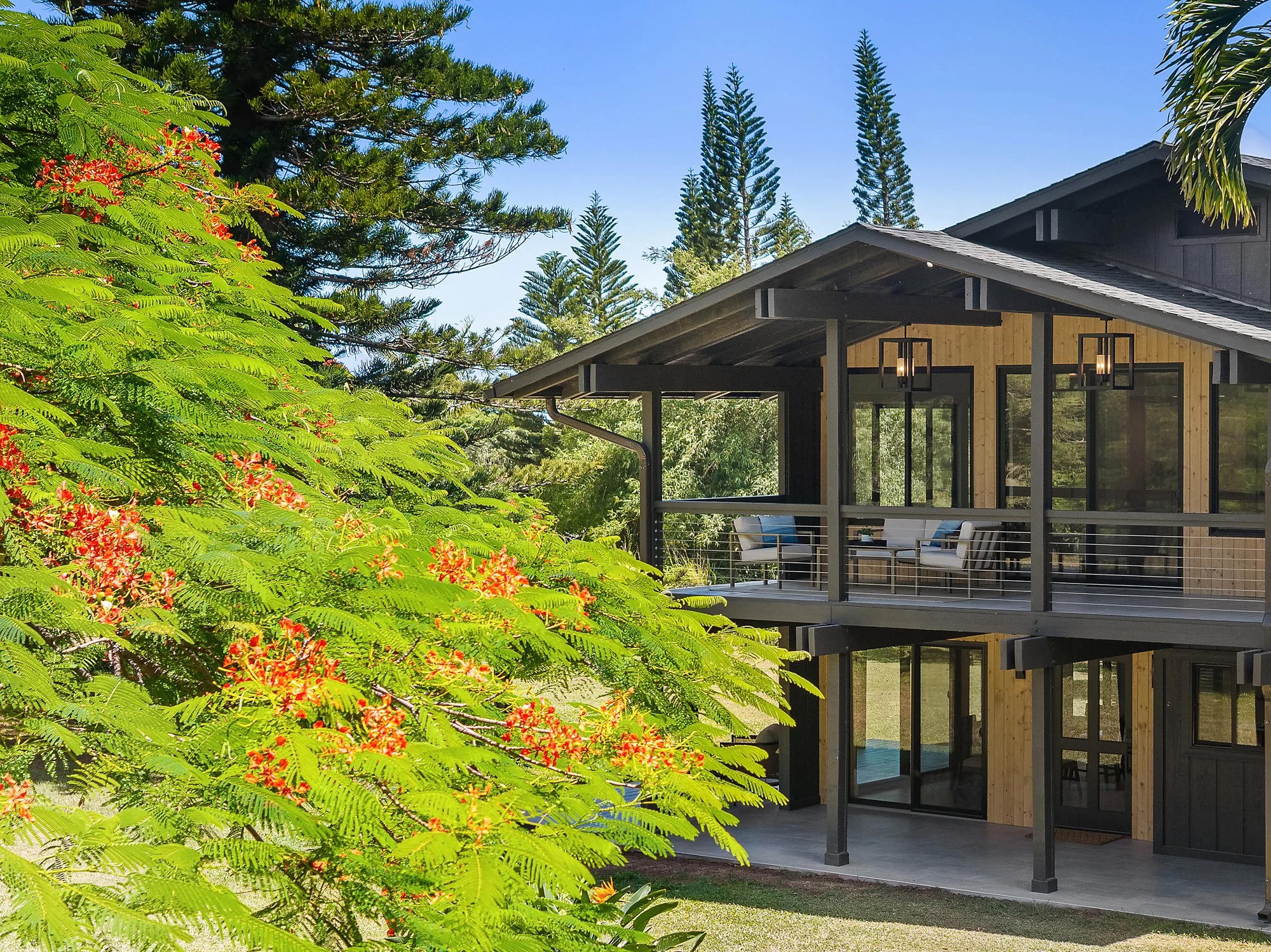 Luxury residence in Haiku, Maui, Hawaii, surrounded by tropical gardens, presented by Eva Besselmann.