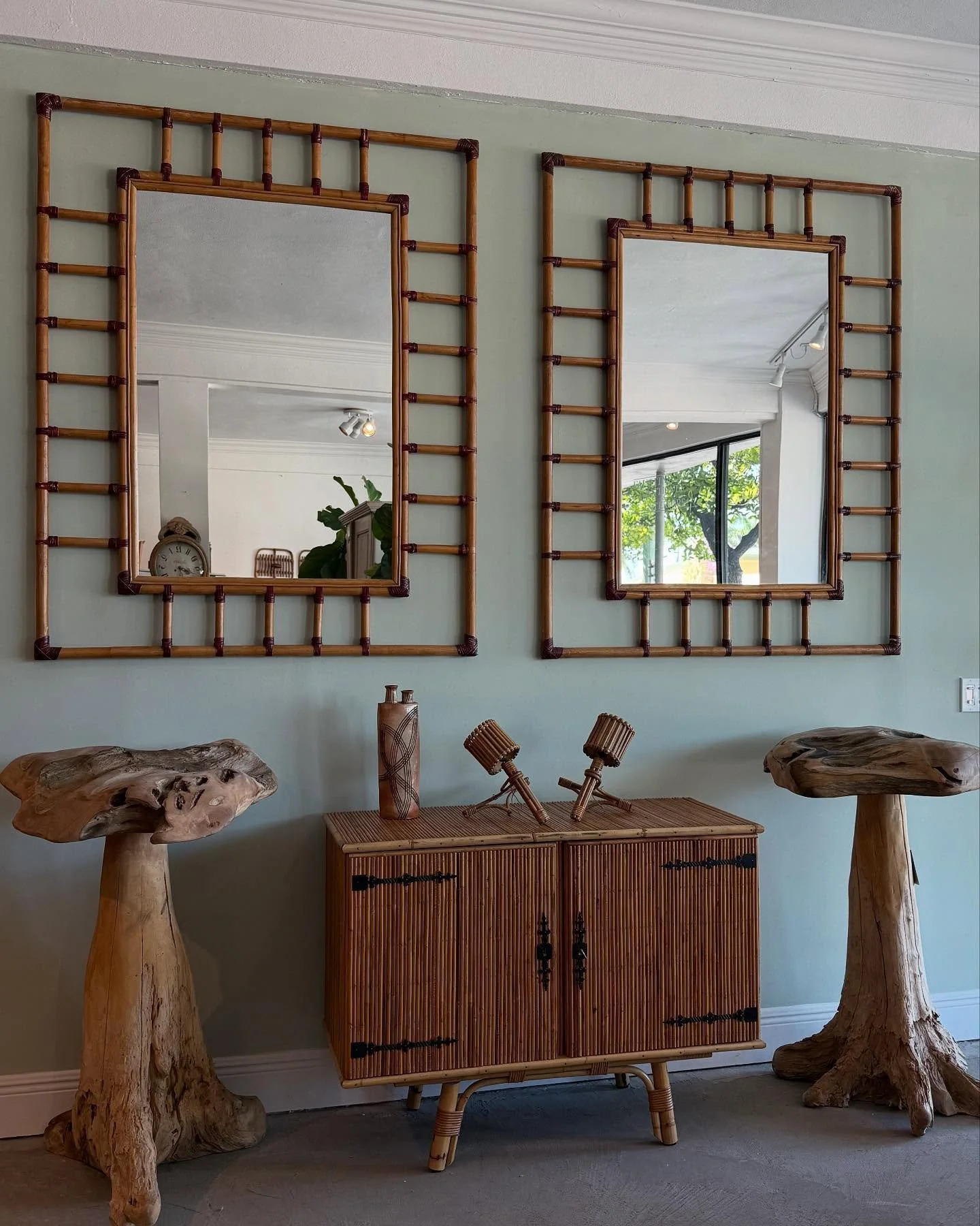 Double or nothing 

#antiques #frenchantiques #antiquerowwpb #interiorinspo #interiorinspiration