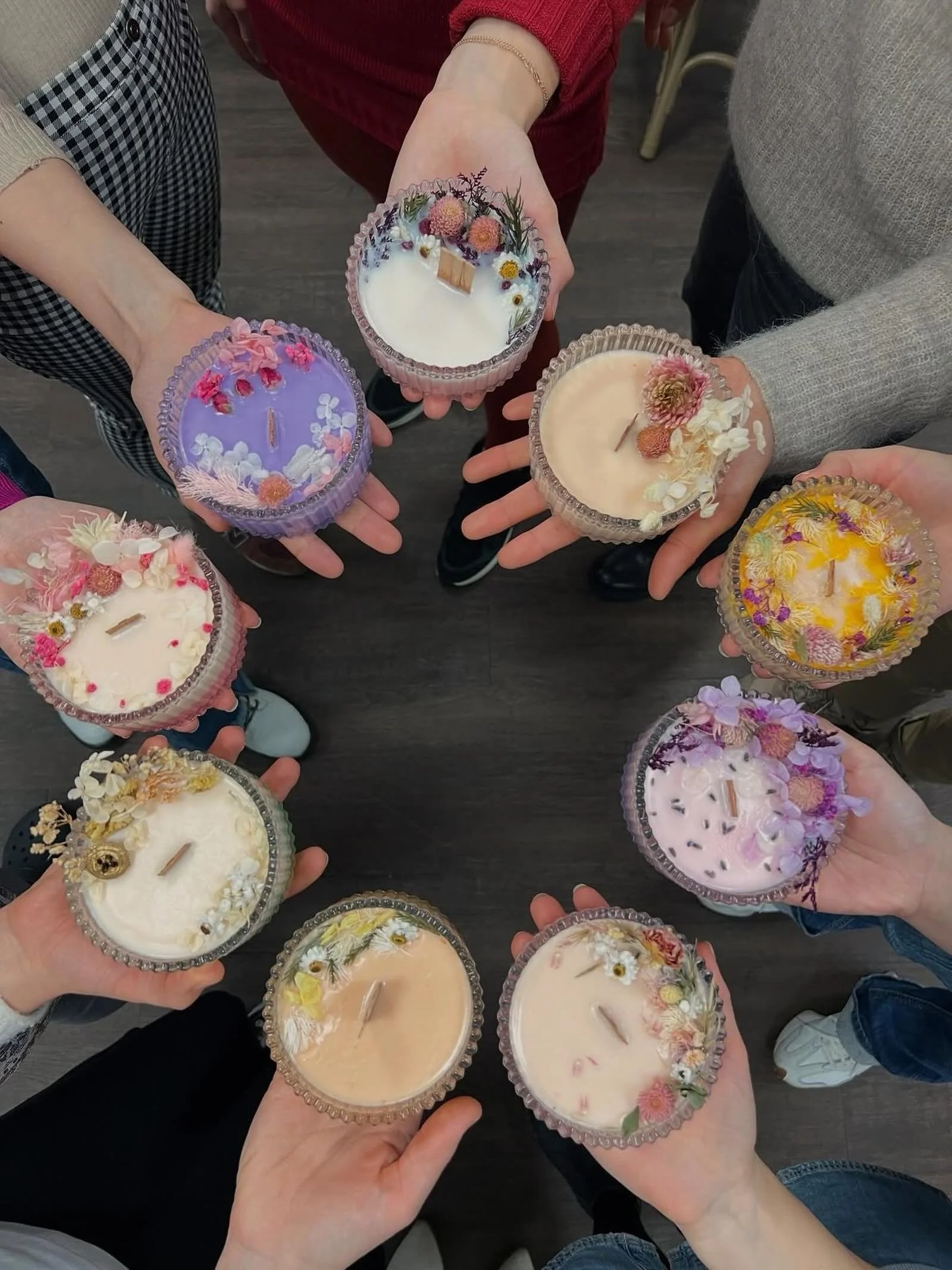 ✨ VIP INNER CIRCLE ✨
Soulful Sunday funday

Candle making, mocktails, breathwork, journaling, and a few hours spent with an amazing group of women.

✨ June 7
📍@blowmecandle.co
🕯️ Only 13 spots available

Link in the bio with more information and to