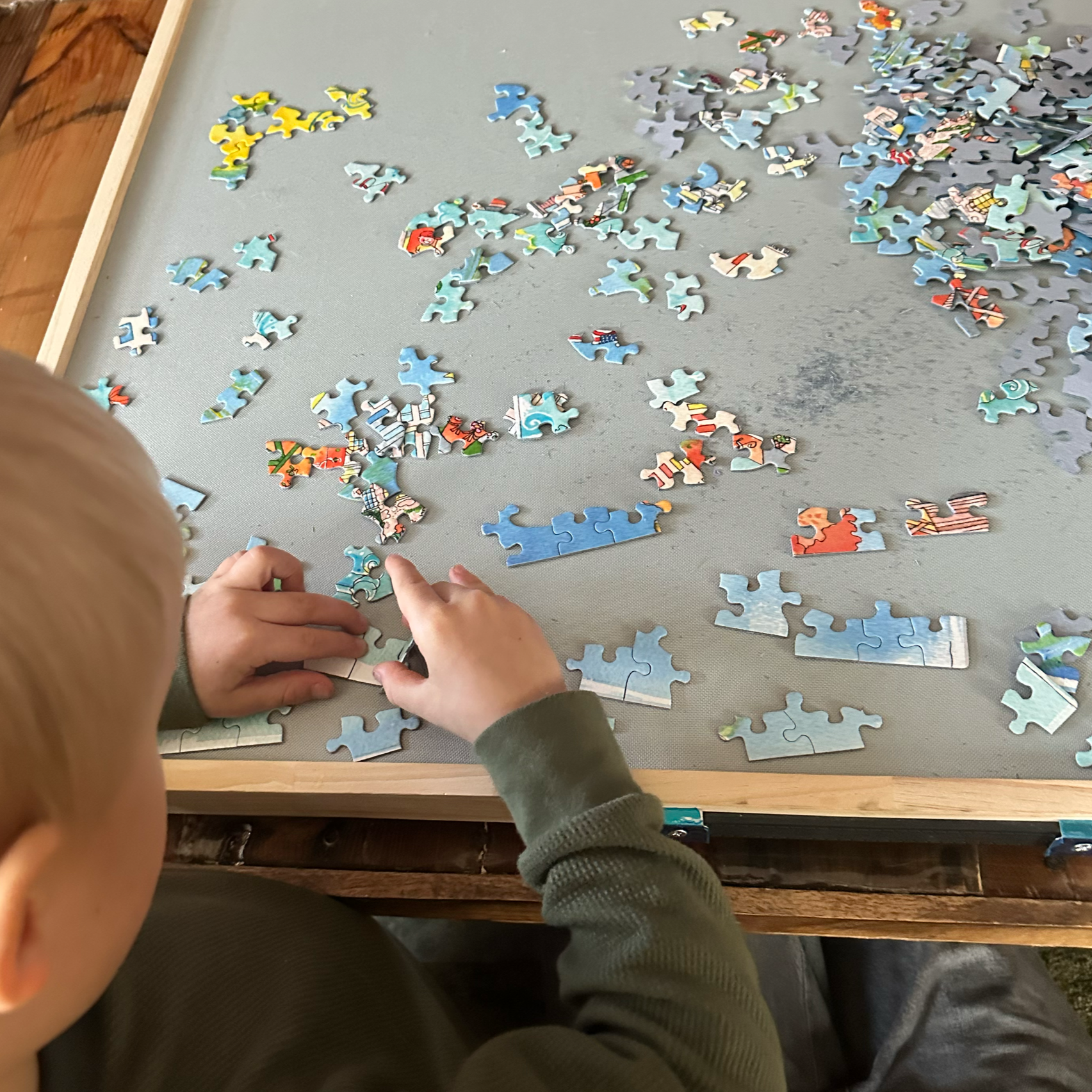 Turning artwork created by incarcerated individuals into puzzles that reconnect families, spark conversation, and remind people on both sides of the walls that they still belong to the same community.