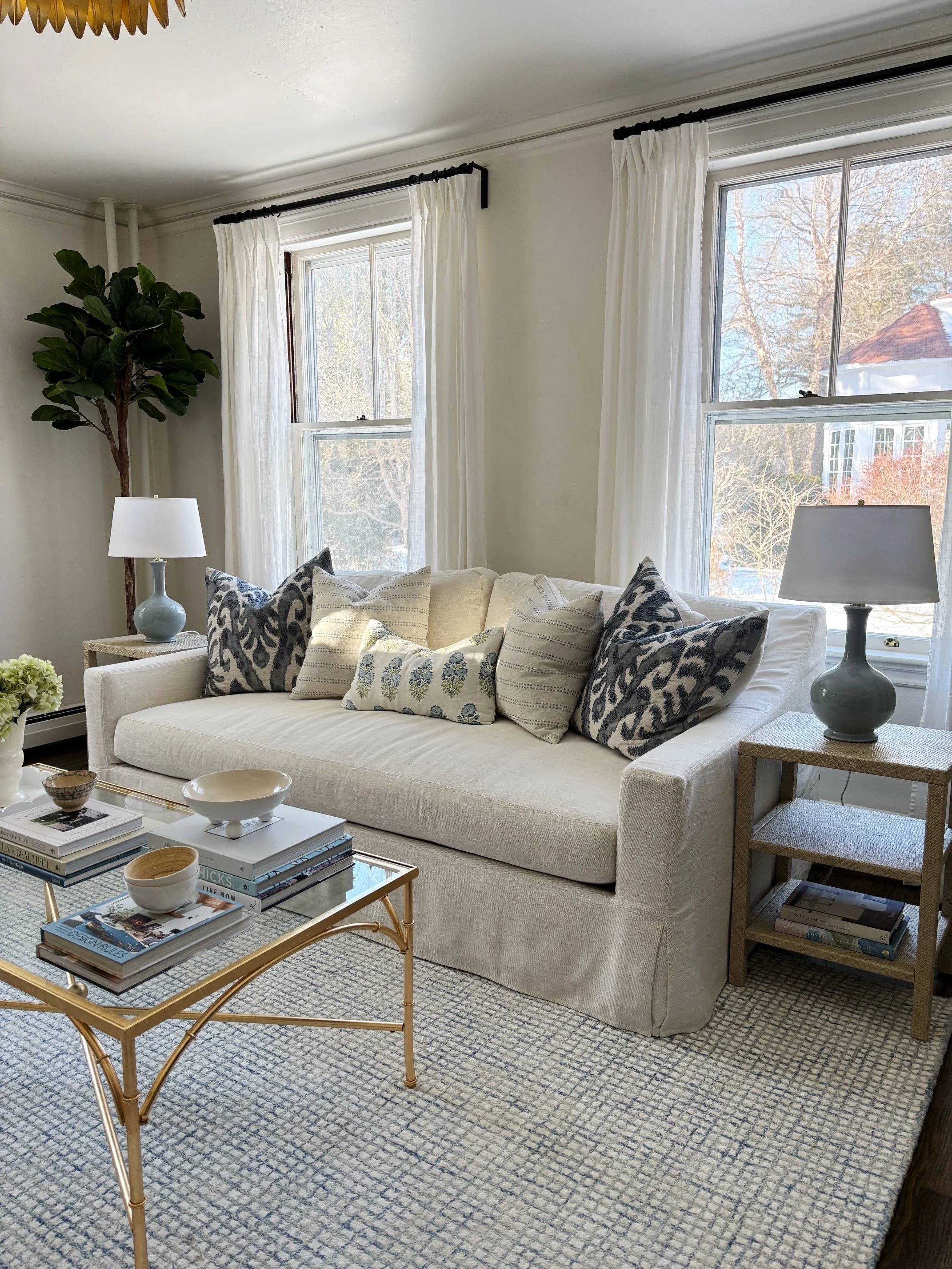 living room after 3.JPG