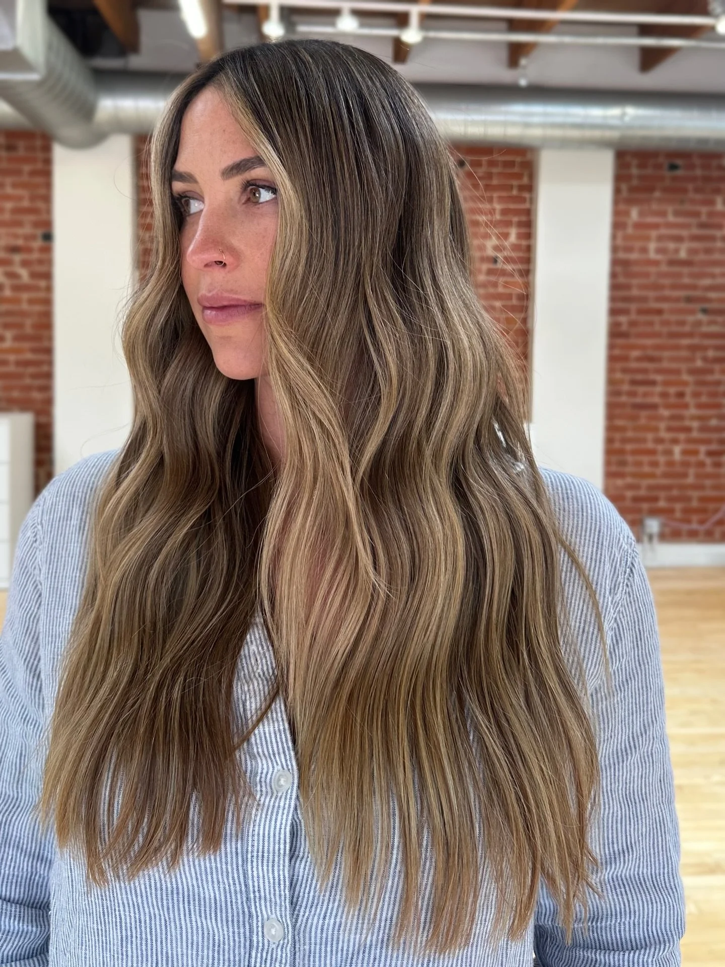 Sweet like honey 🍯 

By stylist @roselionhair
