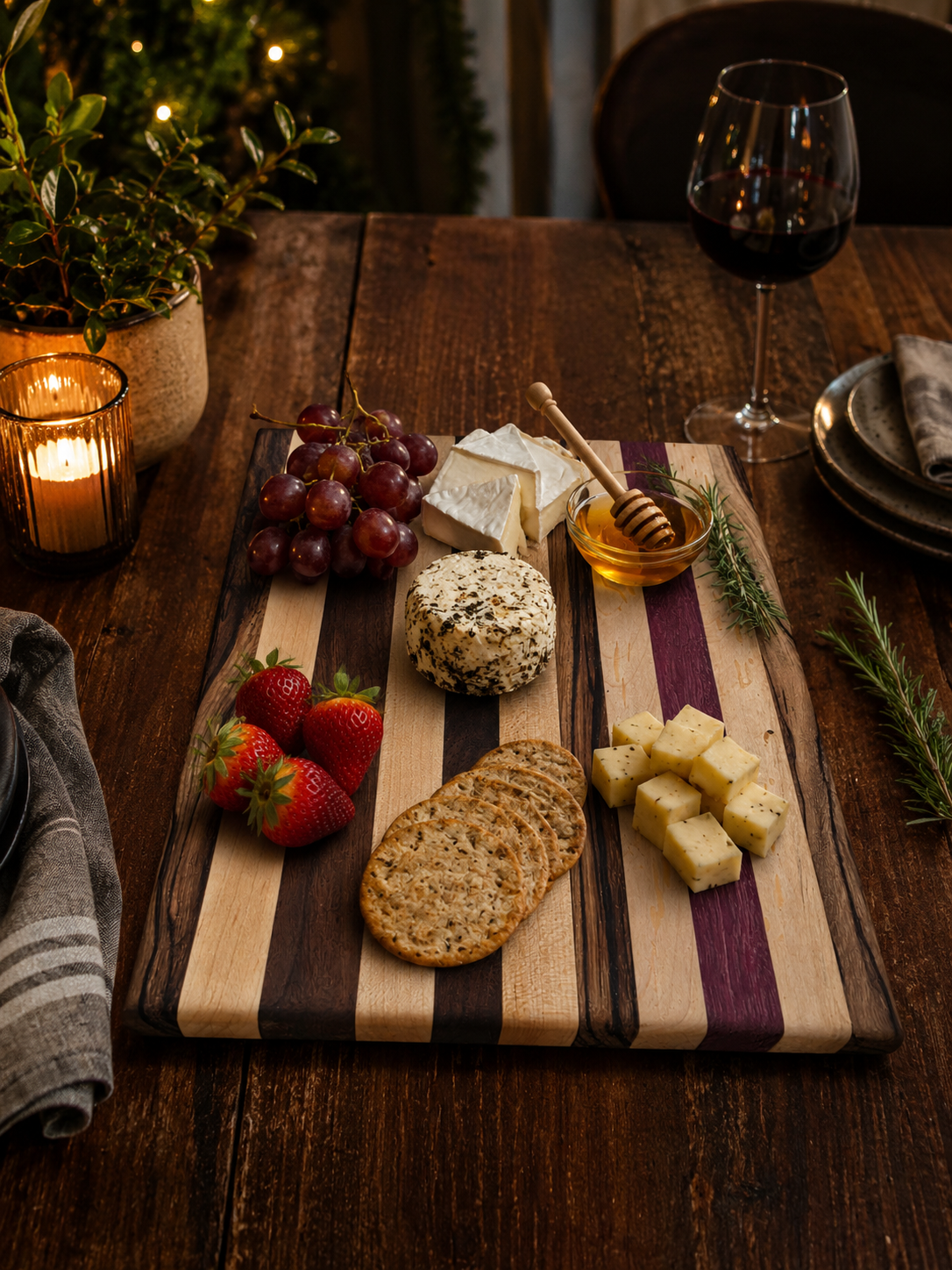 walnut maple serving board.png