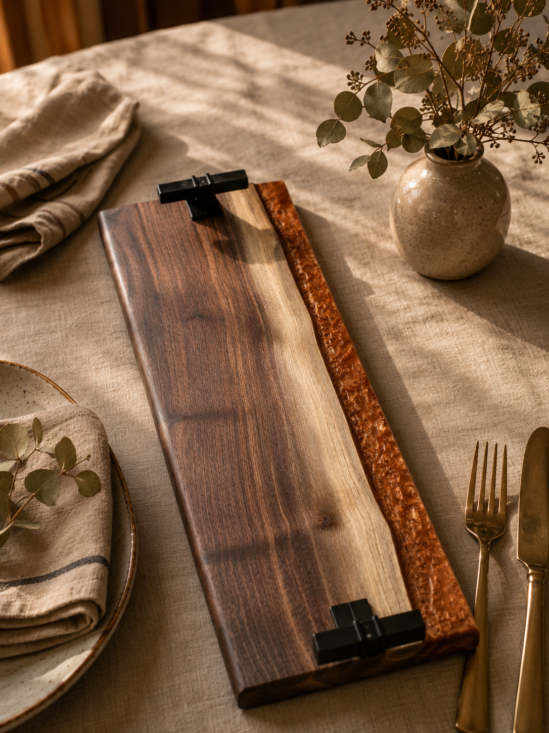 elegant wine serving board.png