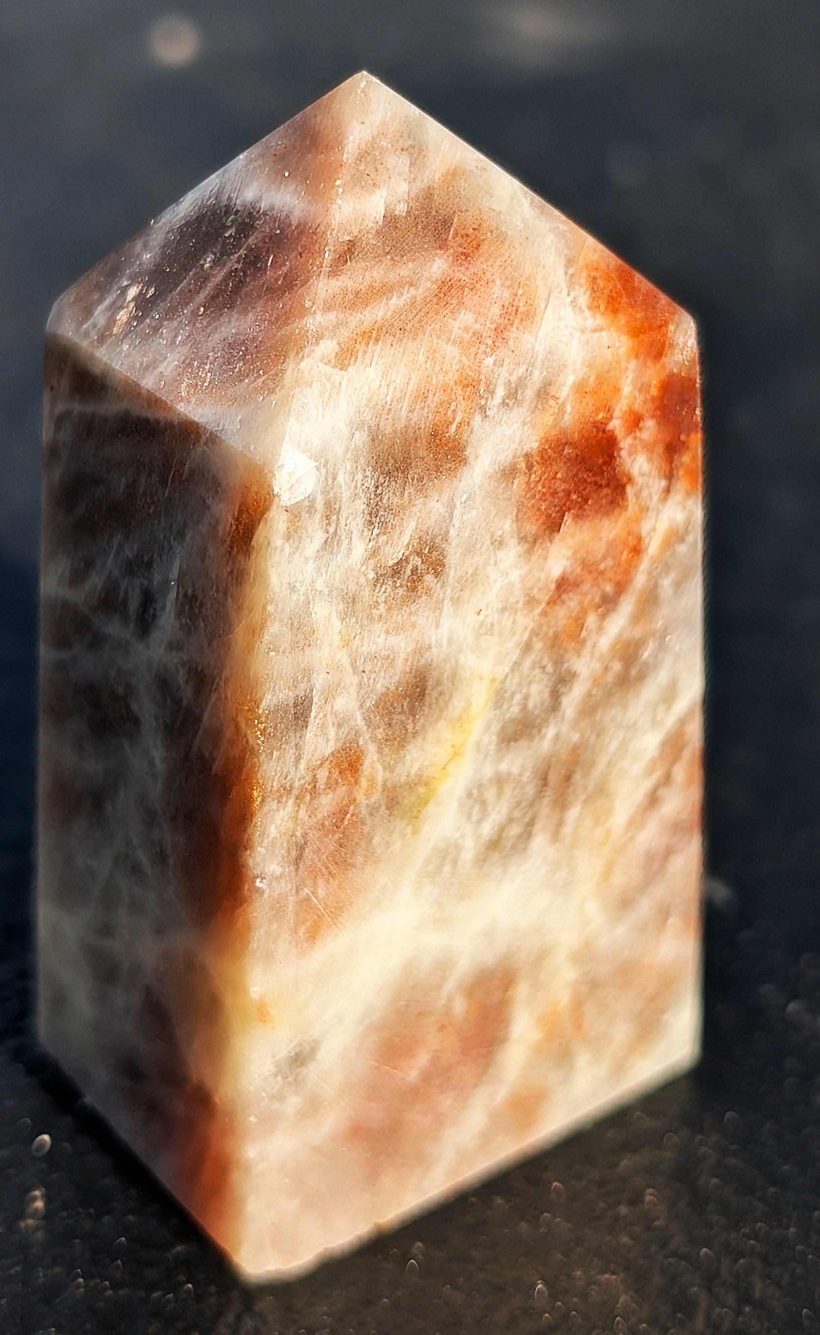 Black Moonstone Tower 6_UNIT 011.jpg