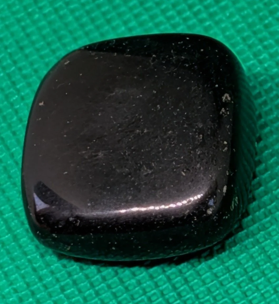 Black Obsidian Tumble 1.jpg