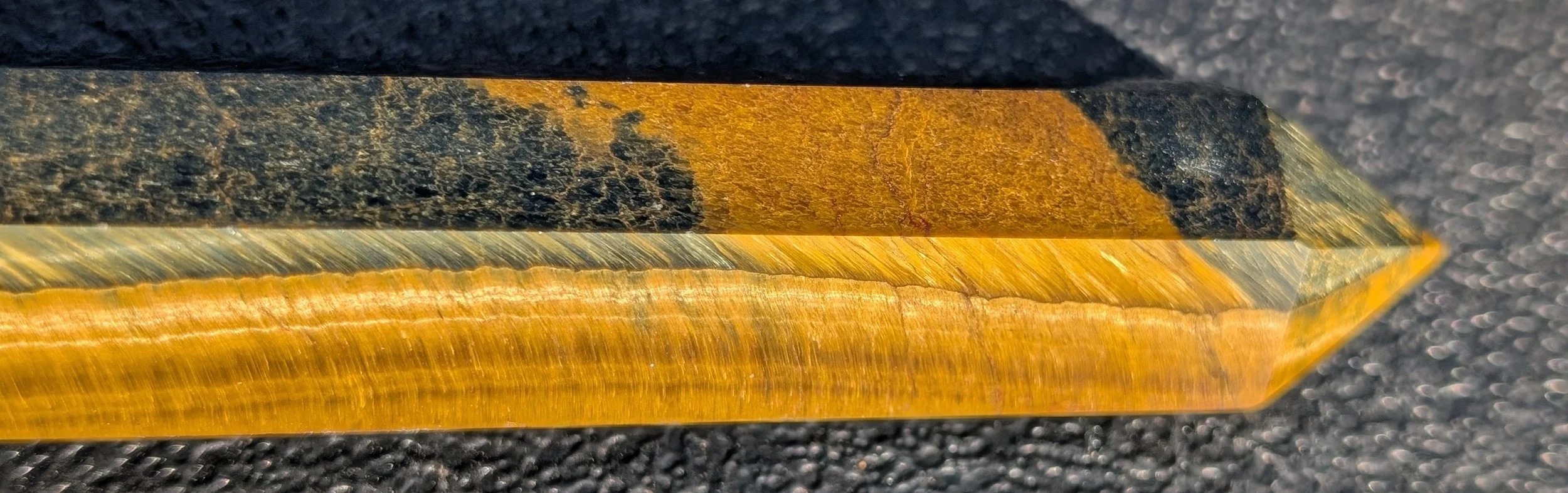 Blue-Gold Tiger Eye Tower 12.jpg