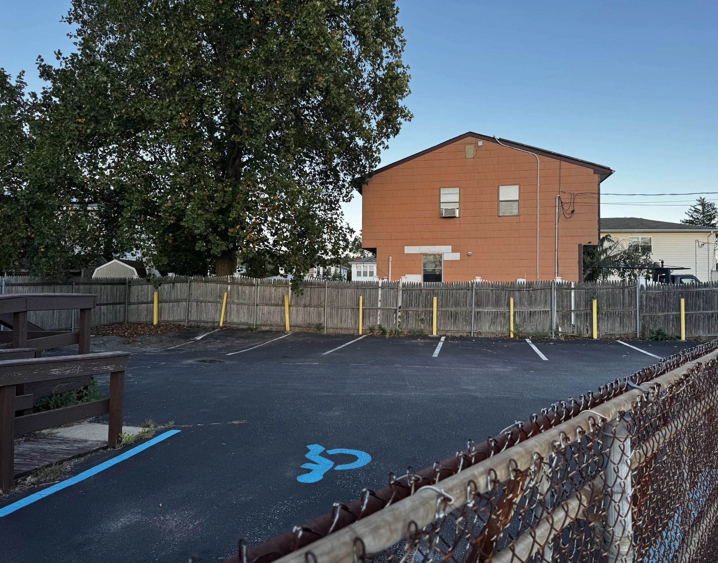 Parking lot Pic 1.jpg