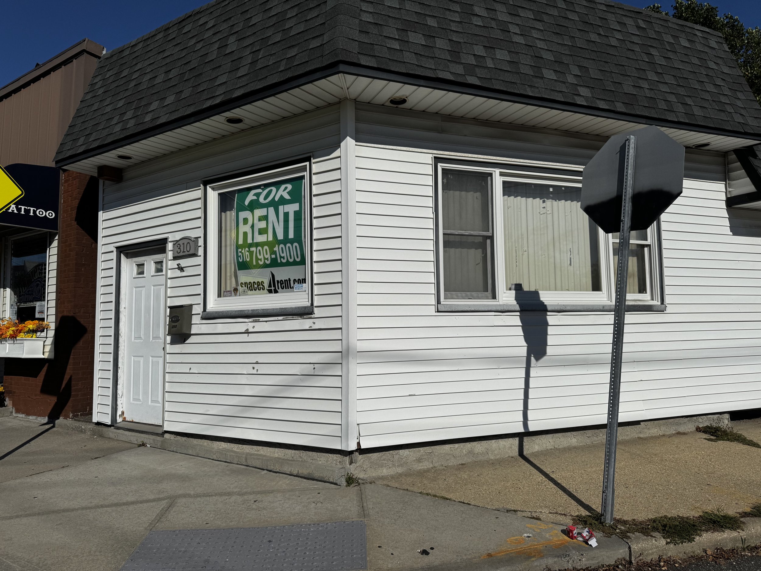 310 Broadway, Bethpage, NY  11714