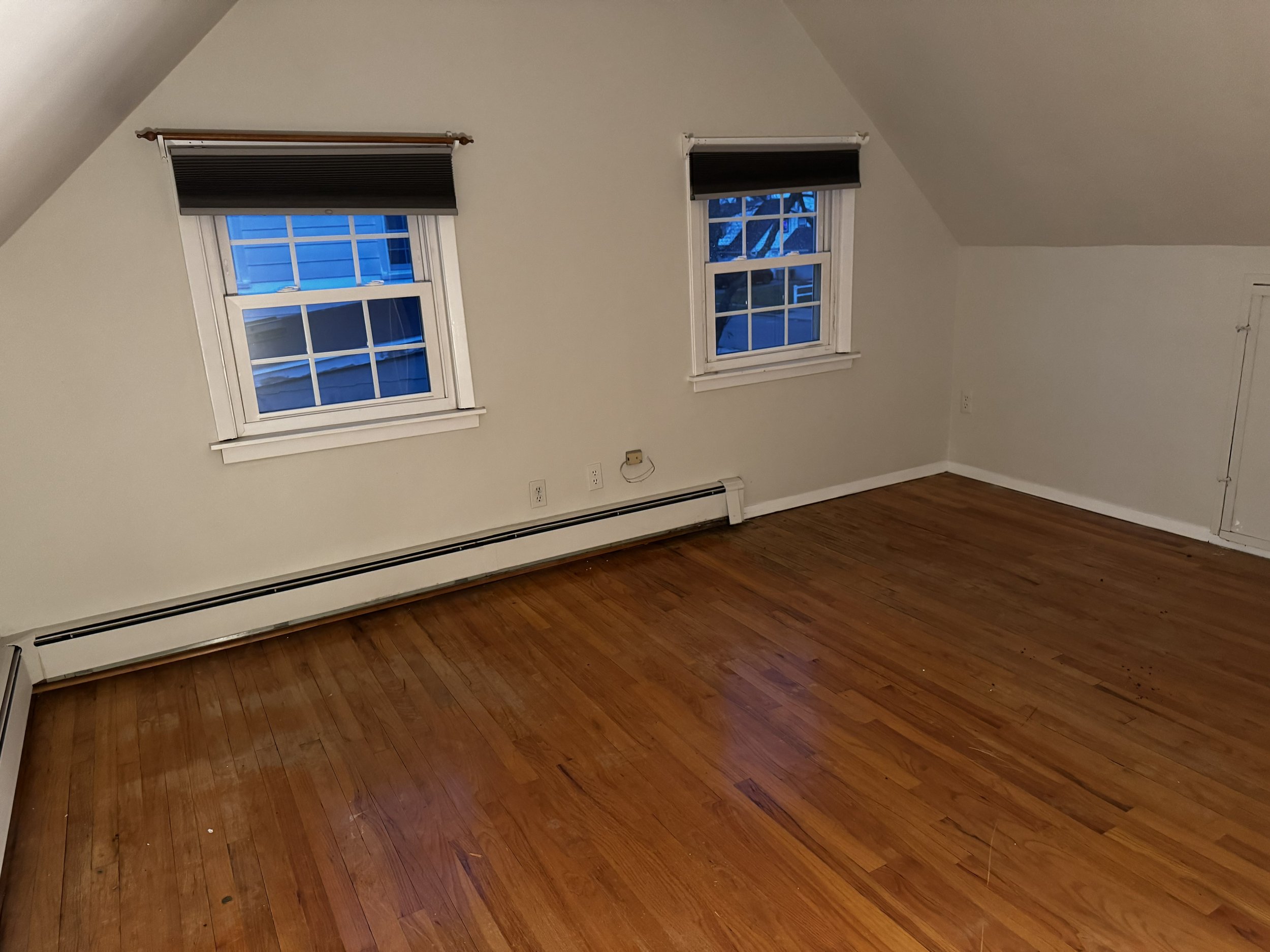 Bedroom Pic 3.jpg