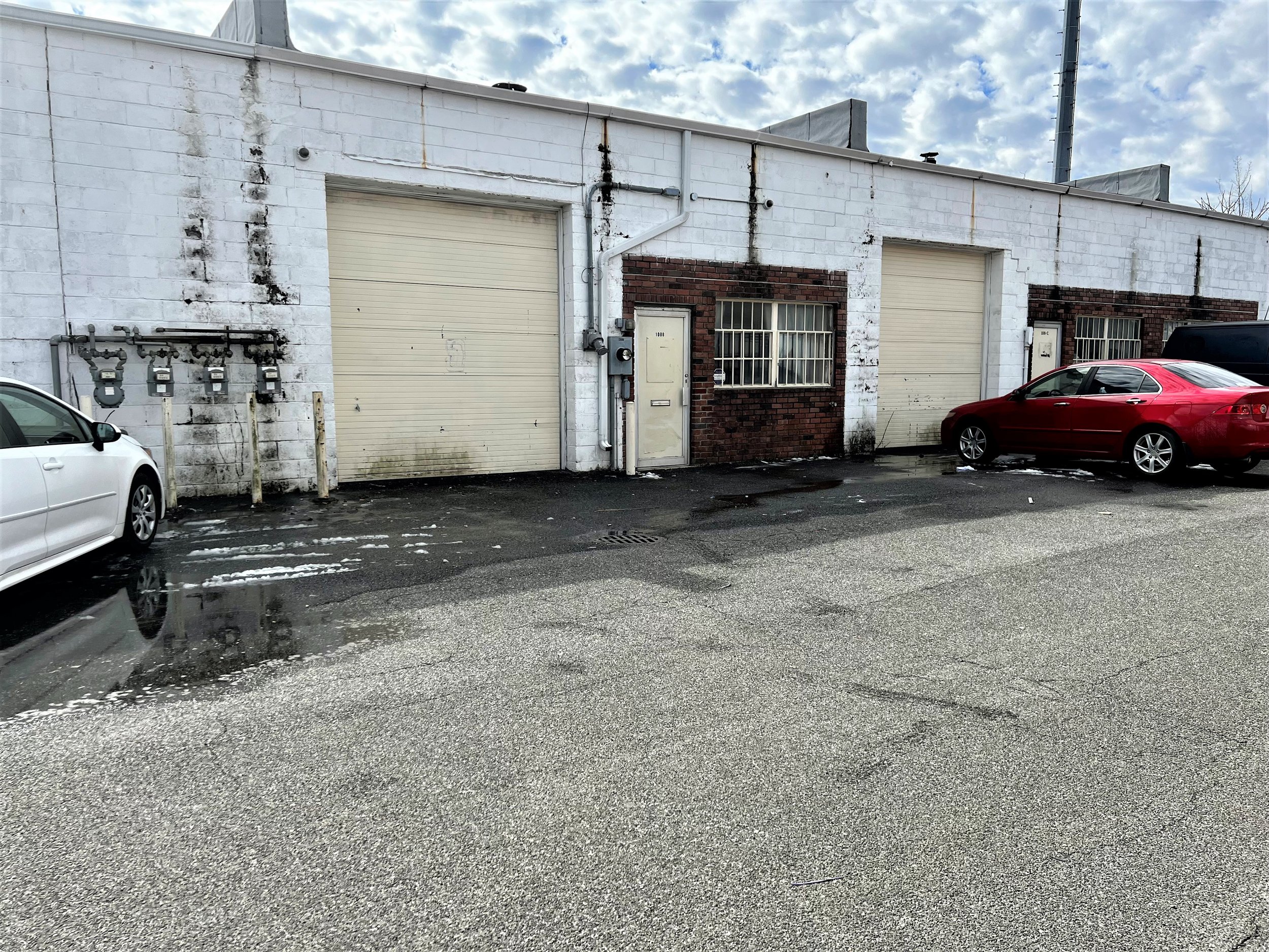 108b Brooks Ave outside1.jpg