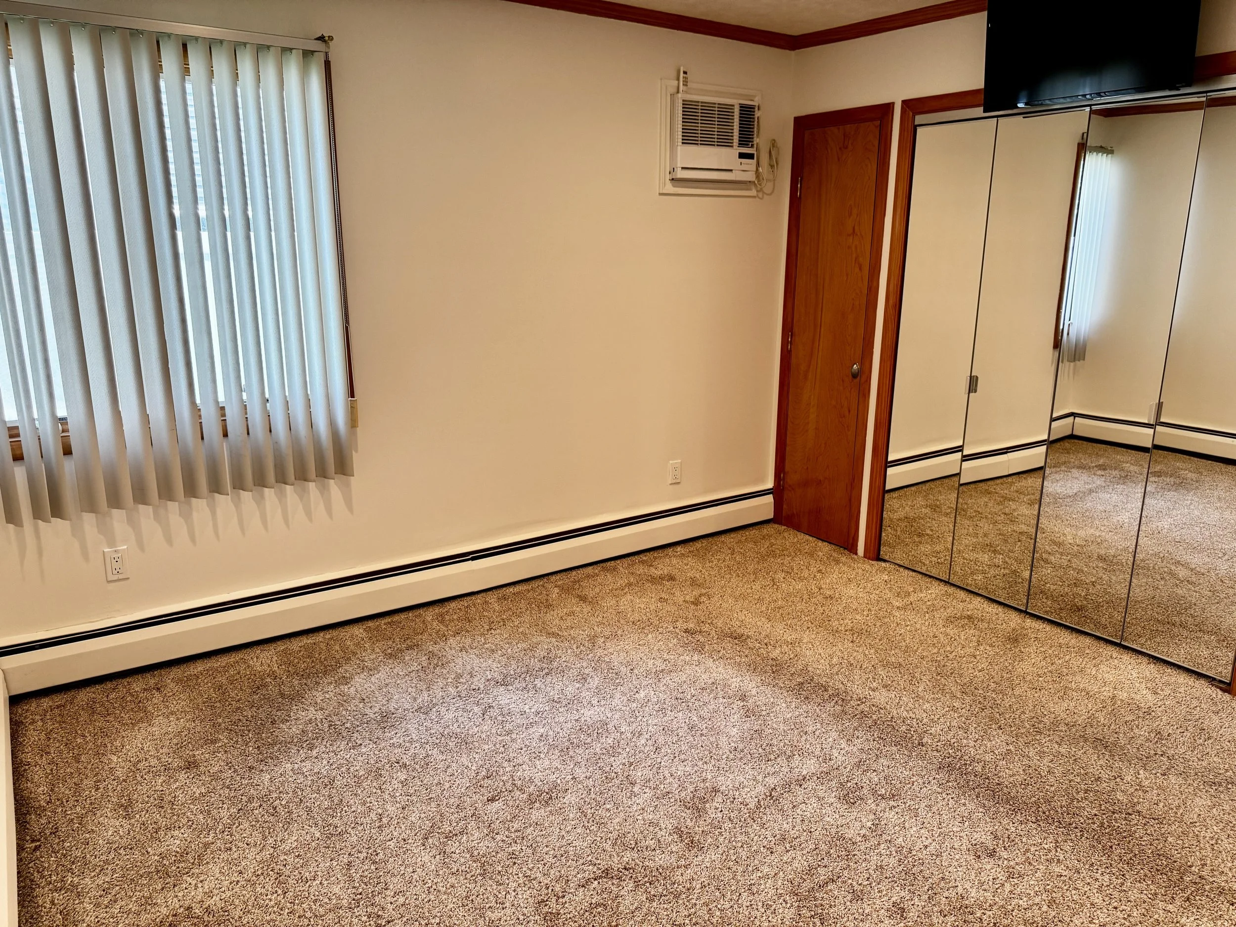 12 Elves Lane Bedroom Pic 3 ab.jpeg