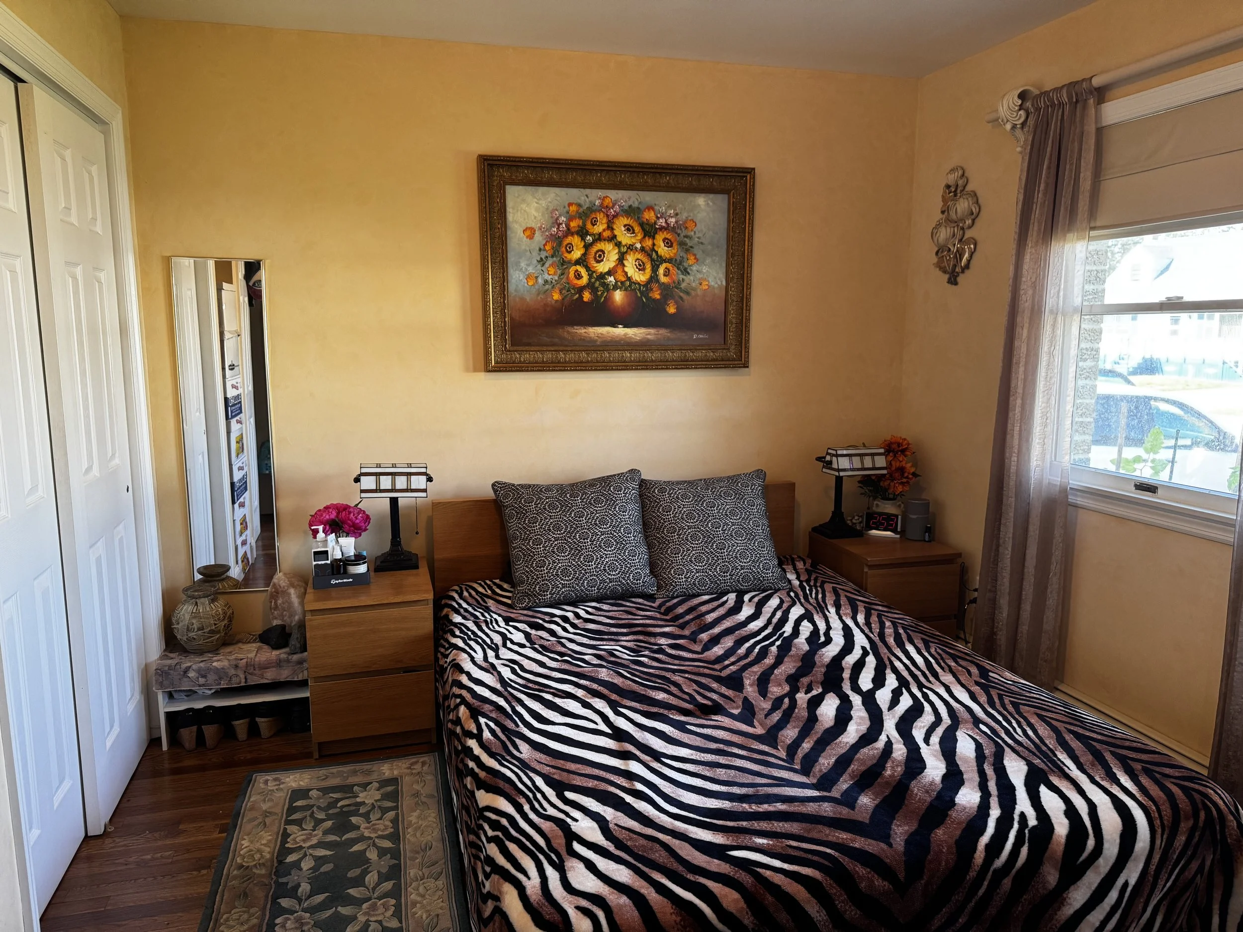 1st floor bedroom 11.jpg