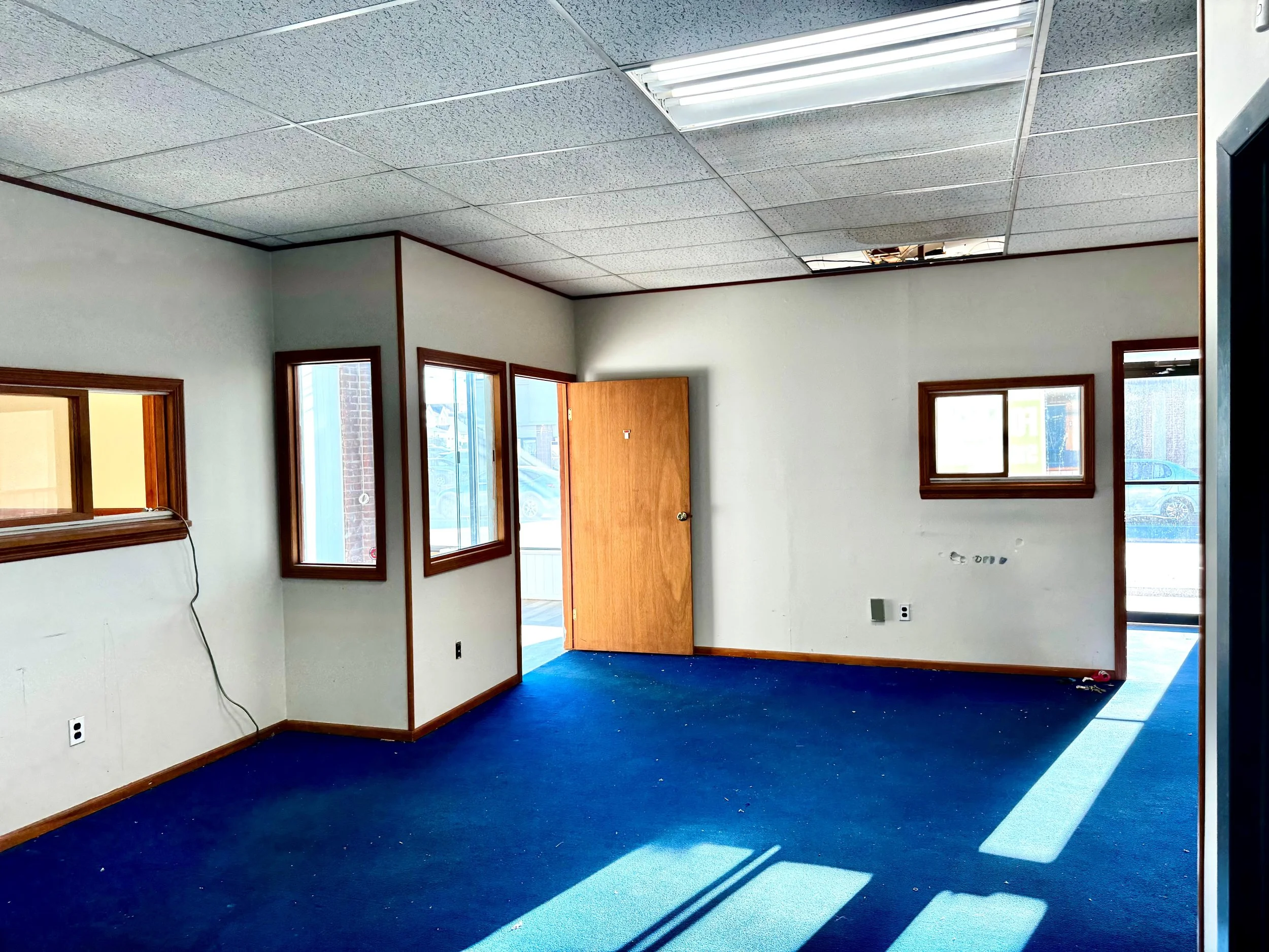 Interior Pic 1.jpg