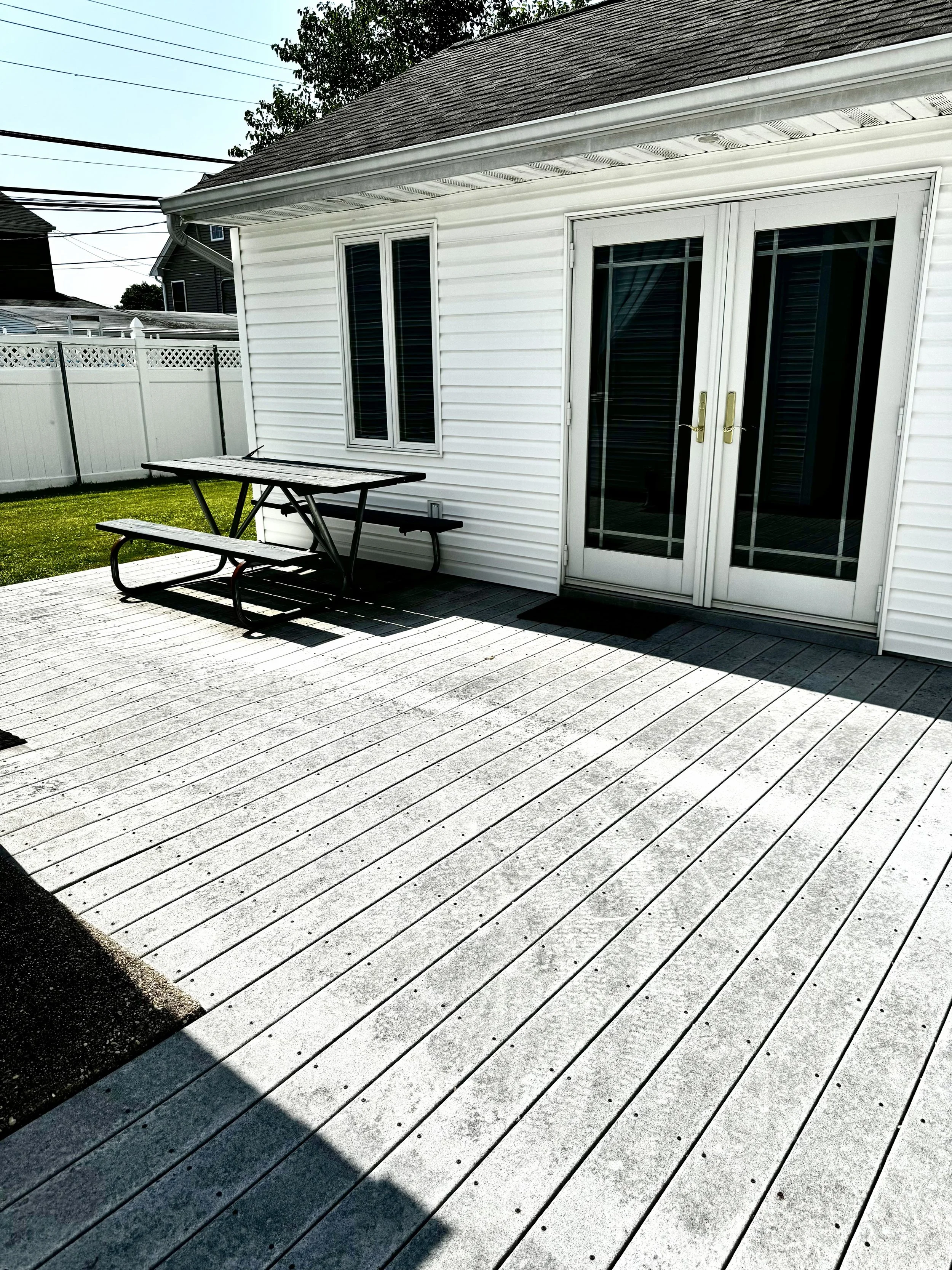 12 Elves Lane Back Deck Pic 1 ab.jpeg