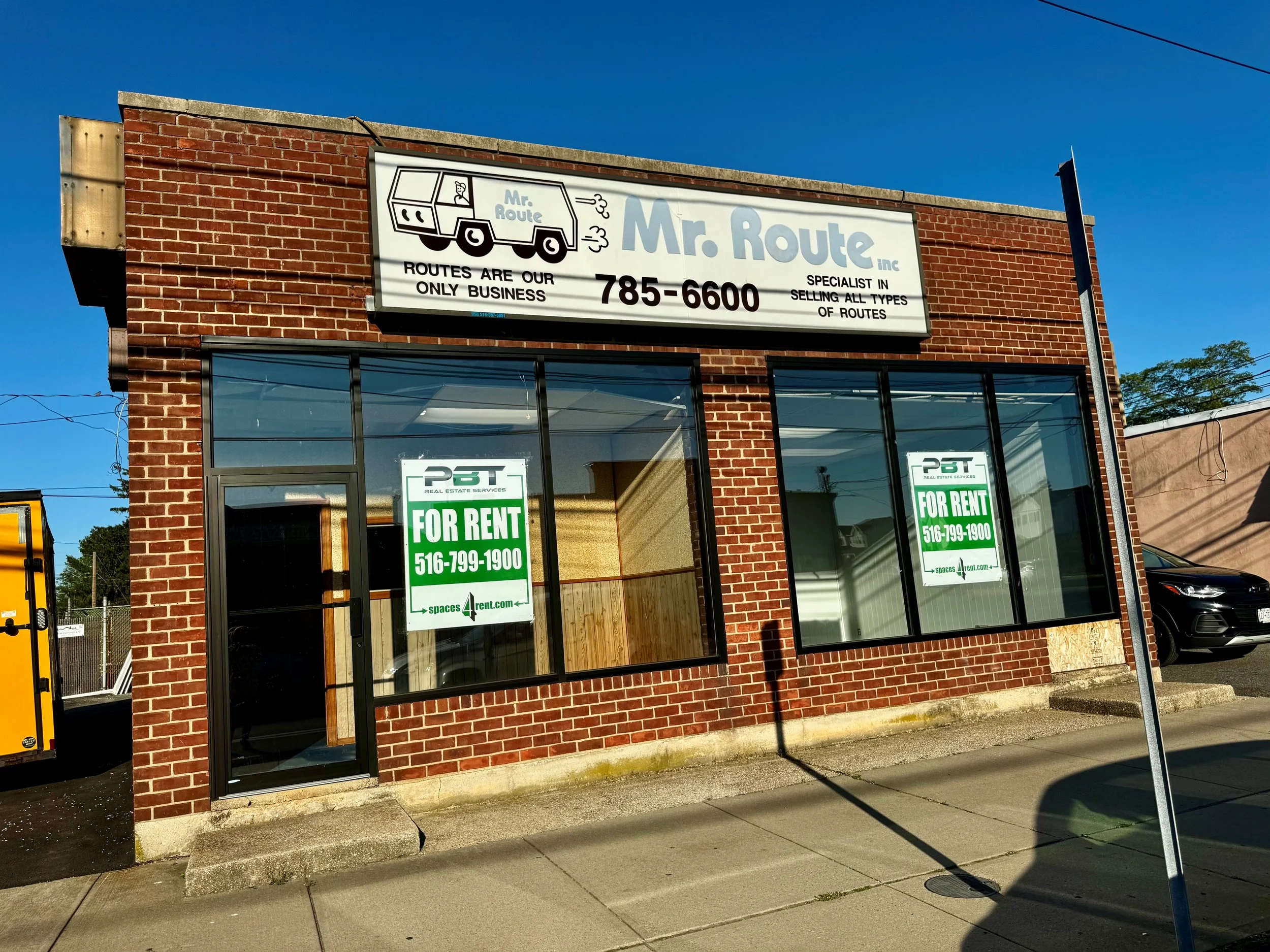 Front Sign Pic 4.jpg