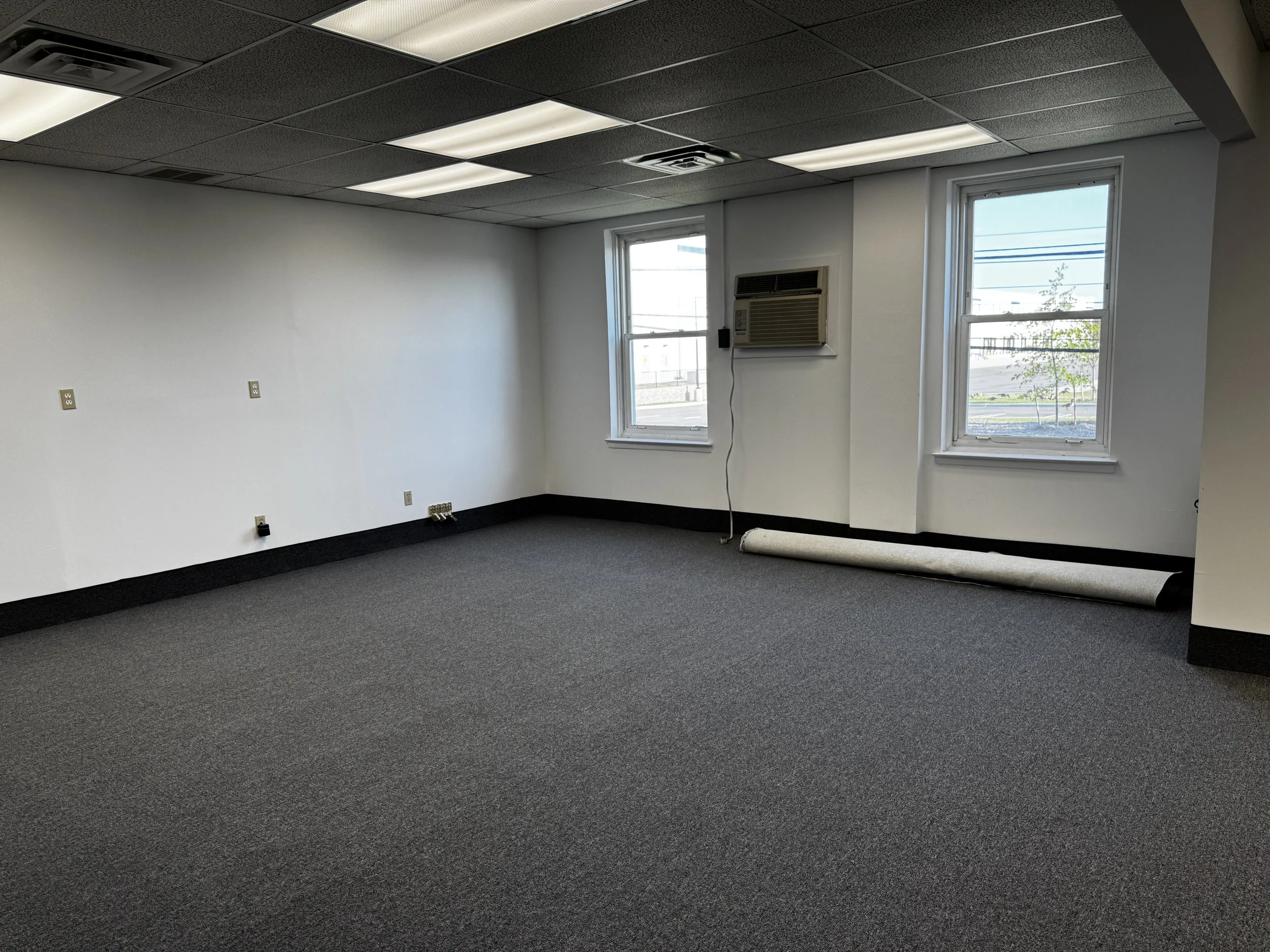 Office 14.jpg