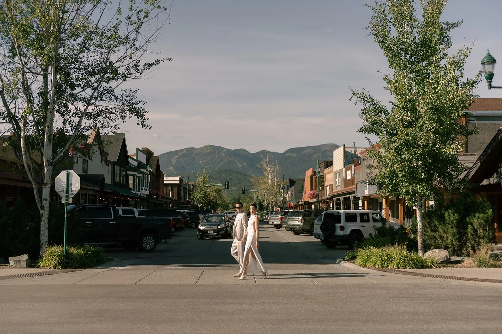 Chic wedding rehearsal in Whitefish, Montana