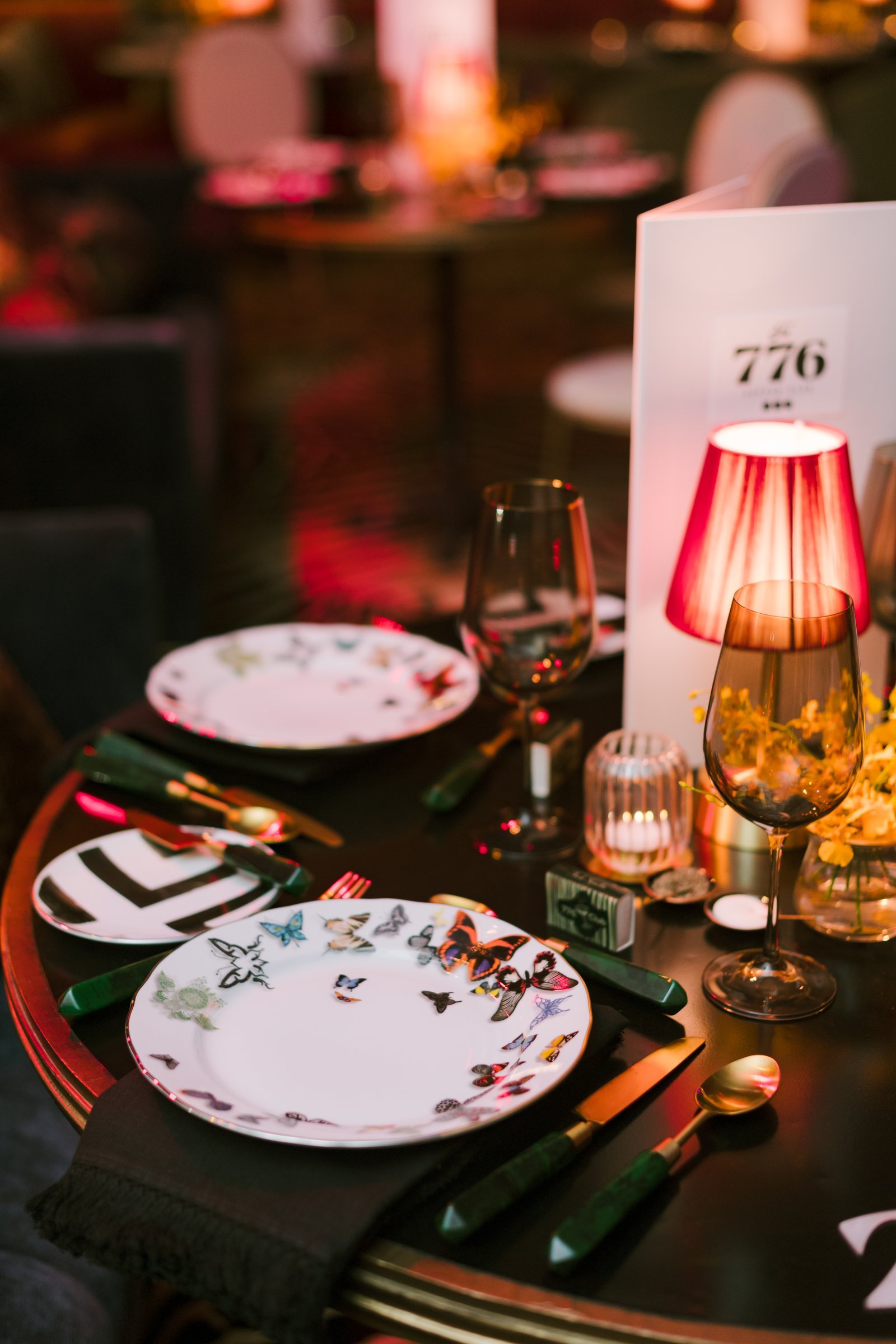 bash-please-utah-investor-community-summit-butterfly-porcelain-plates-green-malachite-flatware-luxury-supper-club-table-setting.jpg