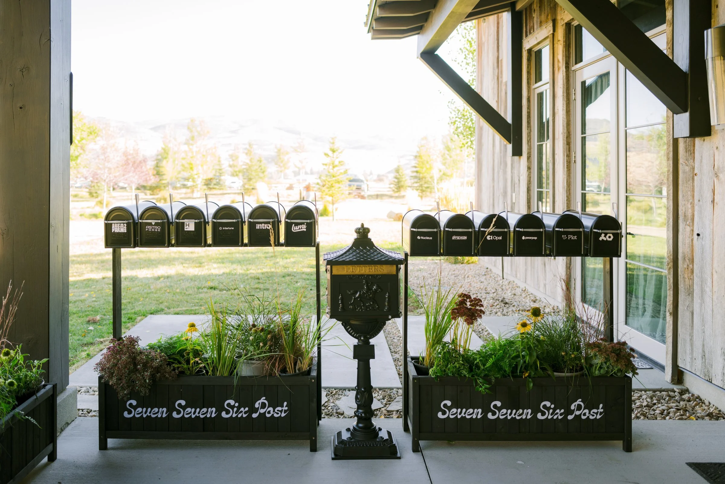 bash-please-utah-investor-community-summit-seven-seven-six-post-custom-mailbox-installation-branded-attendee-gifting-deer-valley-utah.jpg