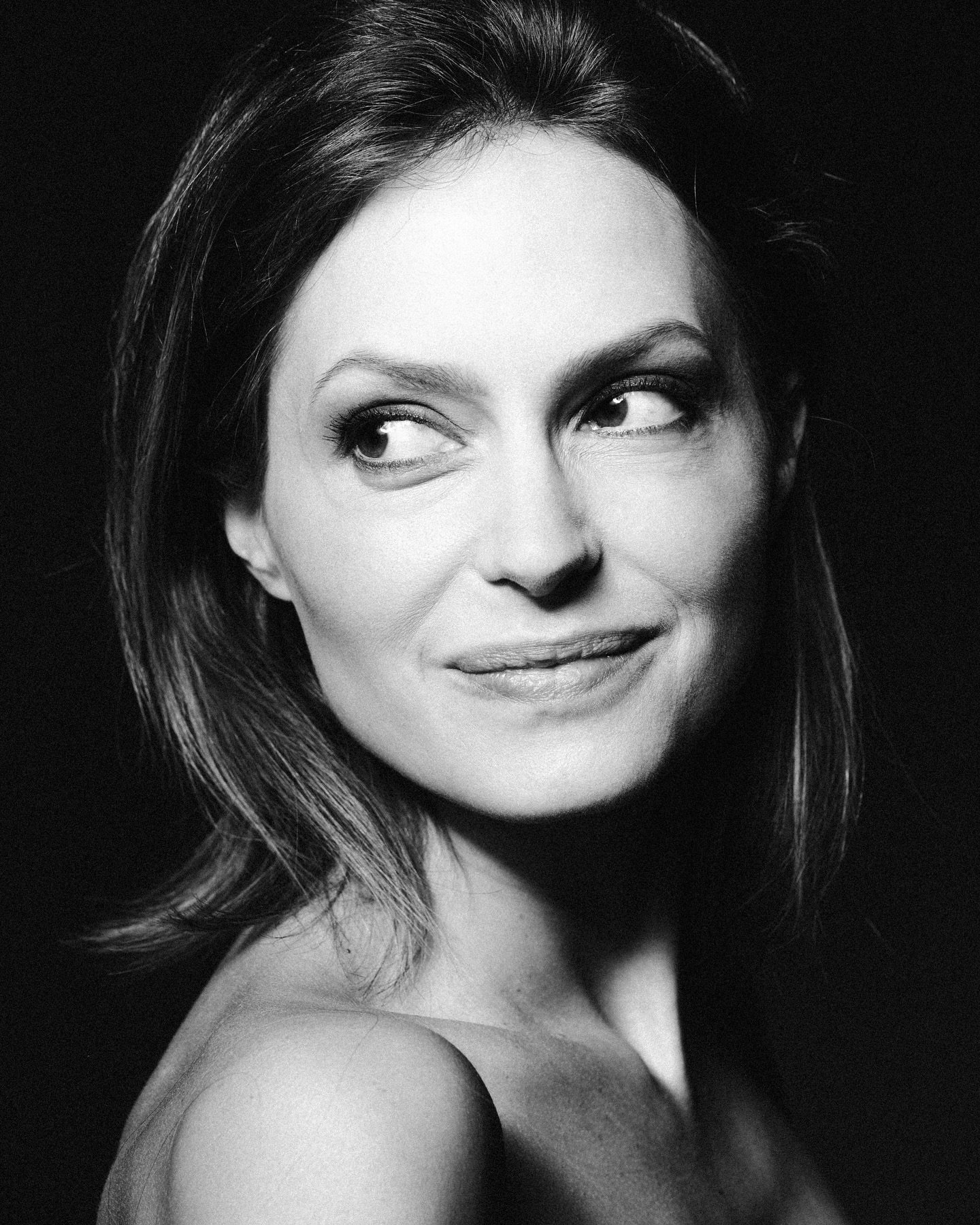 Coco for @Injectabelles website update.

#portrait #portraiture #headshot #blackandwhite #maastricht #studiophotography #people